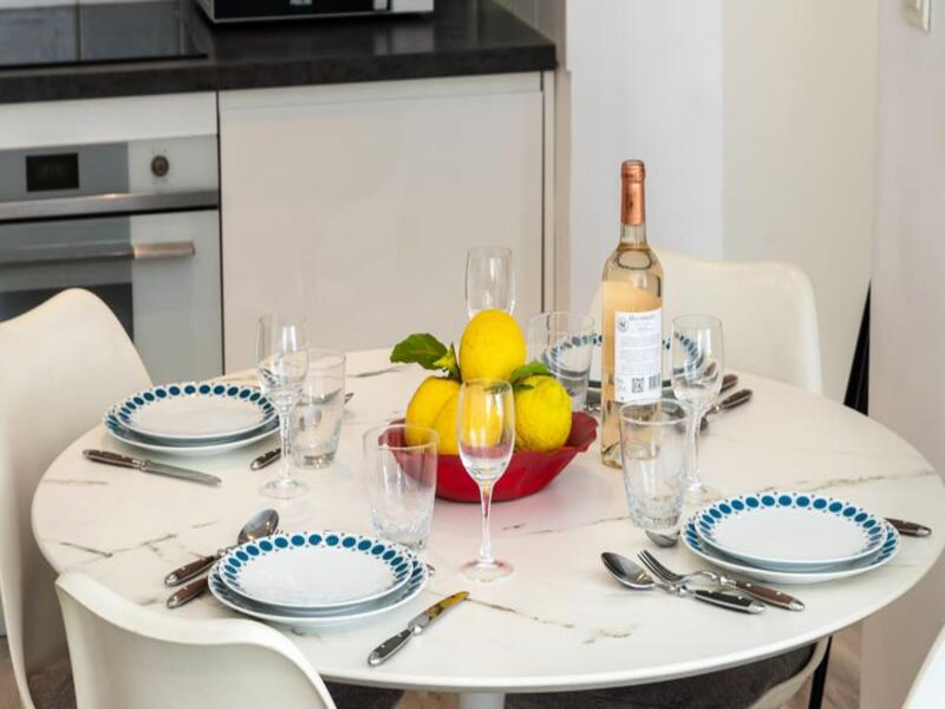 Licht appartement op de bovenste verdieping in het hart van Cannes - foto 10