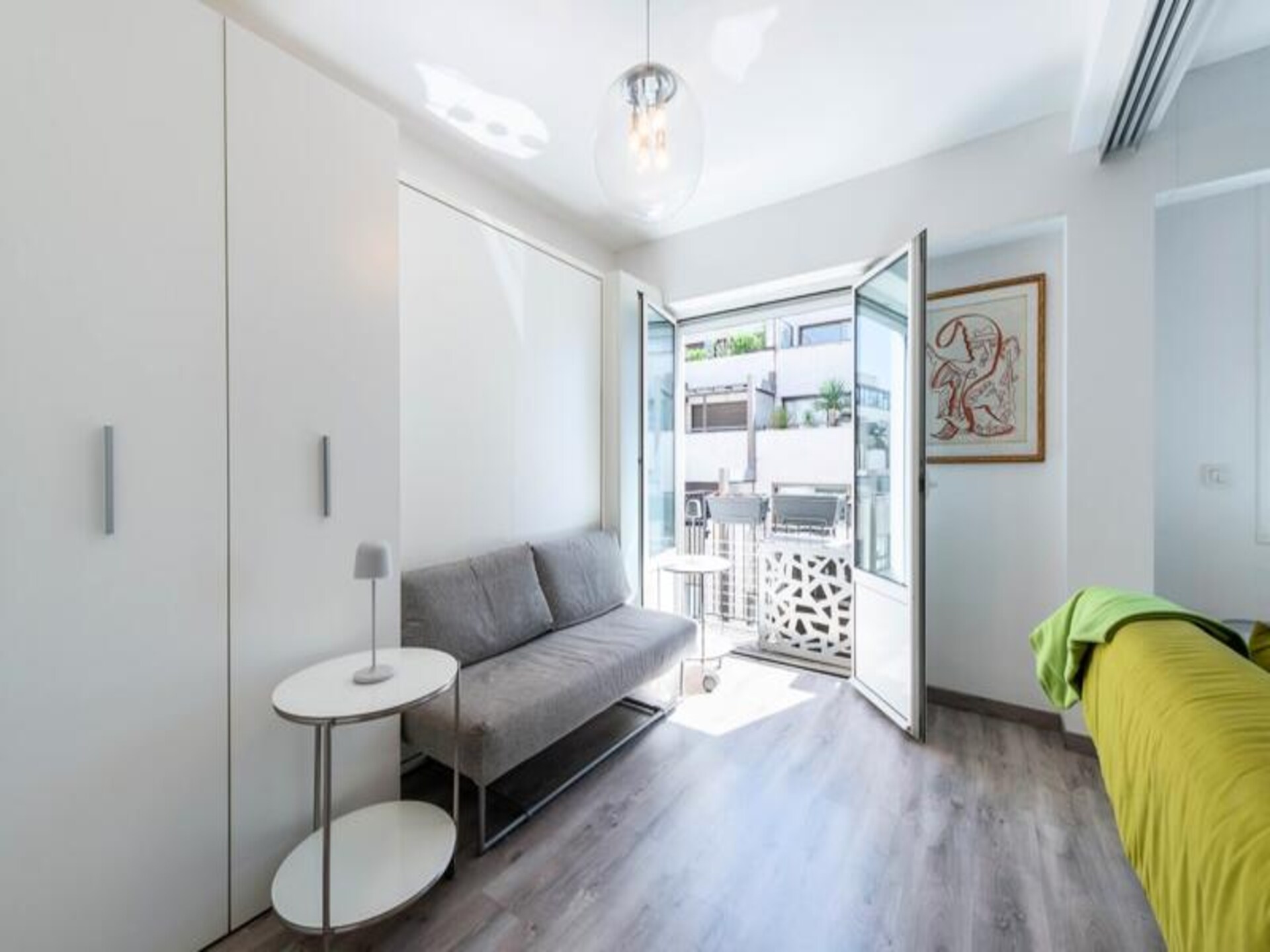 Licht appartement op de bovenste verdieping in het hart van Cannes - foto 16