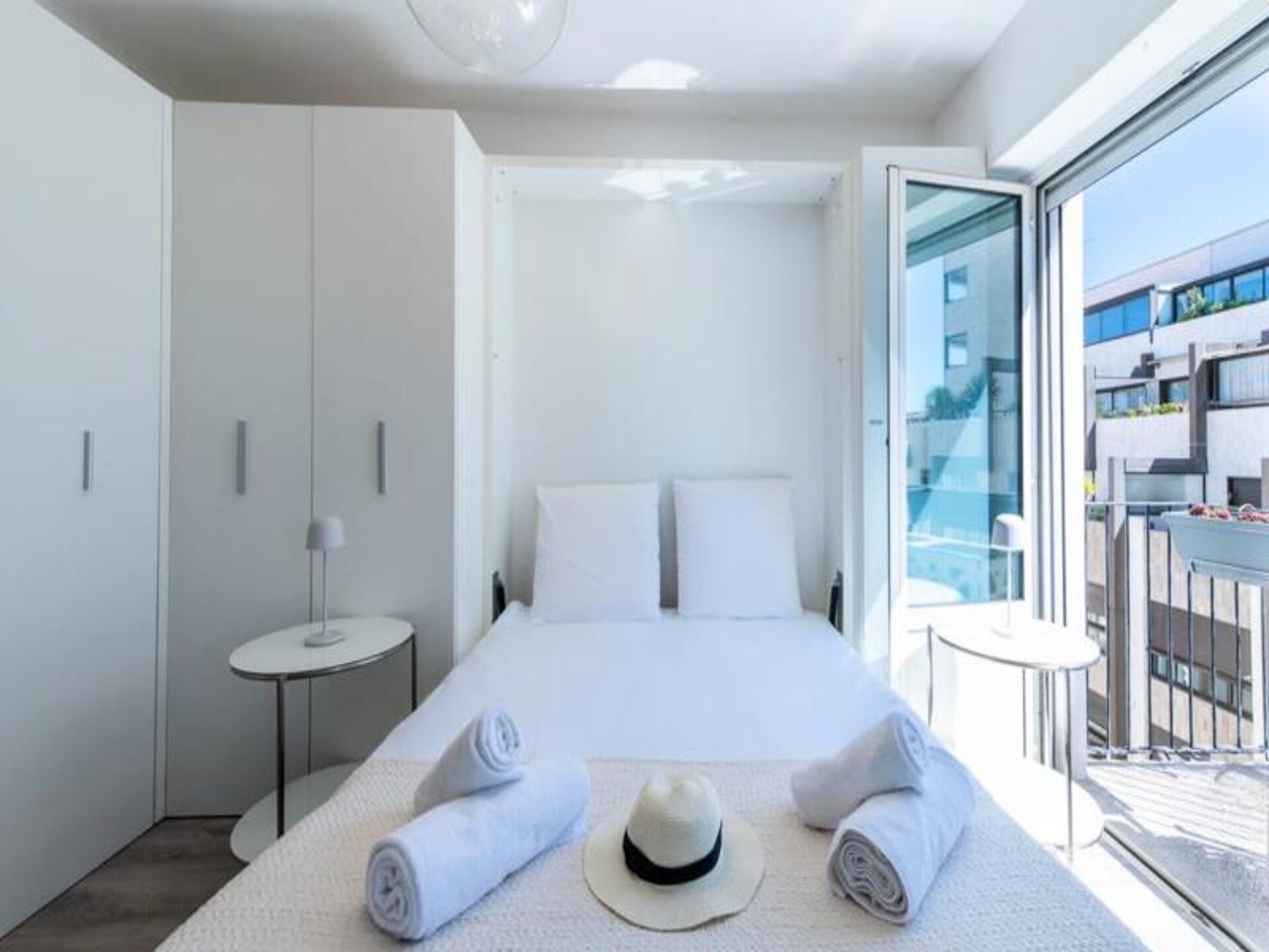 Licht appartement op de bovenste verdieping in het hart van Cannes - foto 18