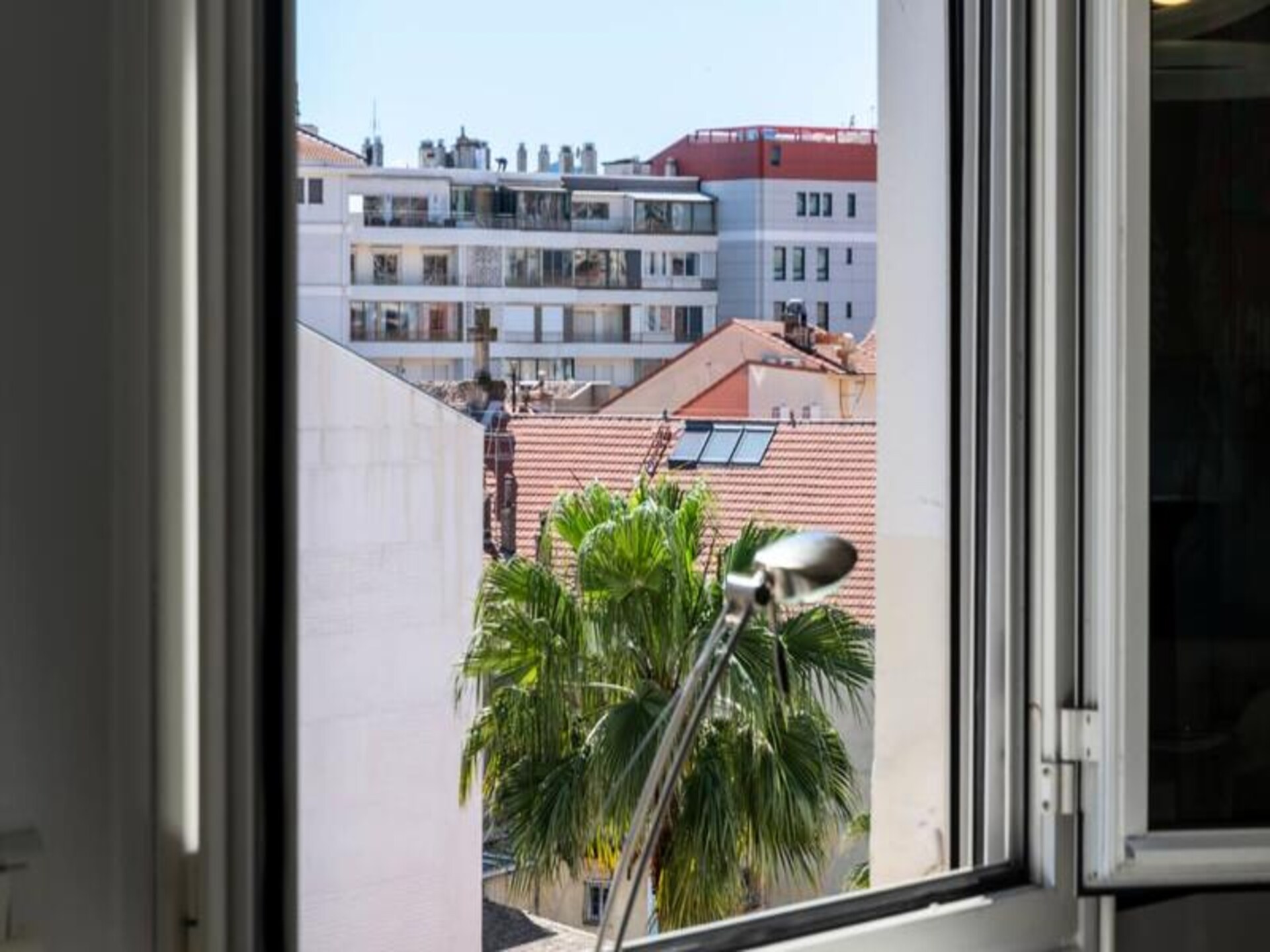 Licht appartement op de bovenste verdieping in het hart van Cannes - foto 25