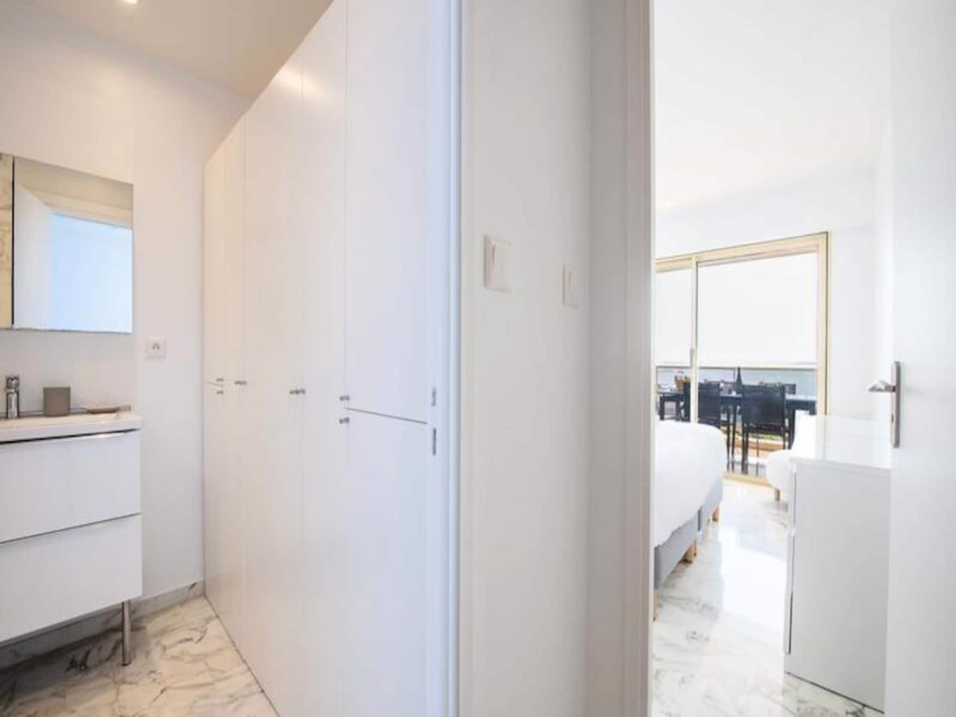 Elegant appartement in Cannes met zeezicht, zwembad en 2 slaapkamers - foto 21