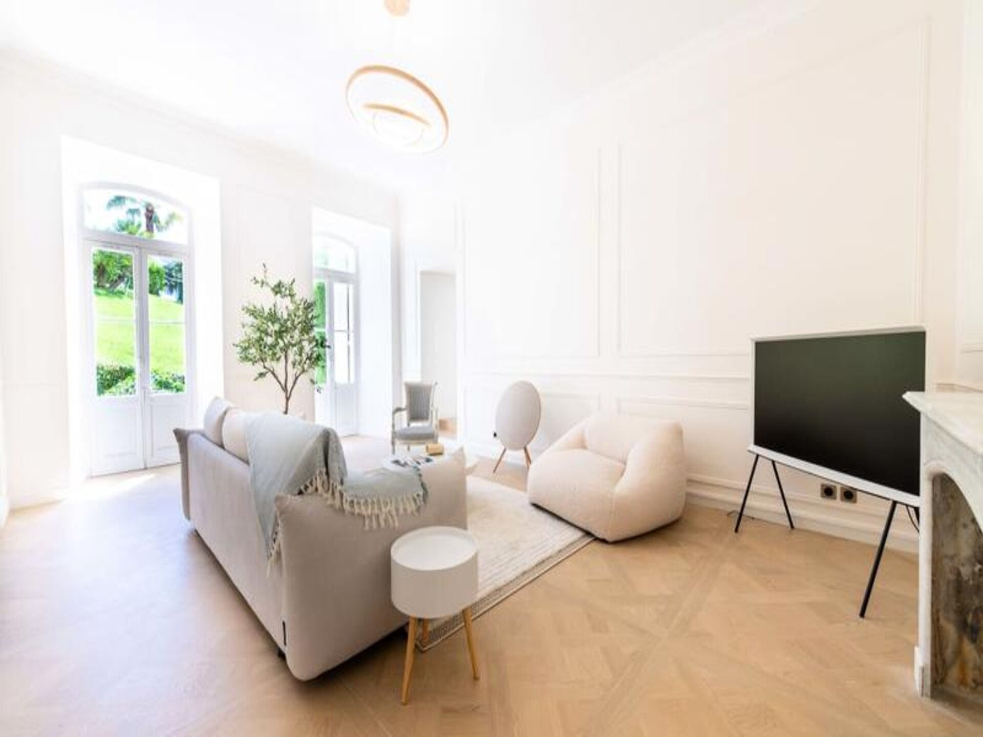Luxe tuinappartement op 4 minuten van La Croisette en het strand - foto 3