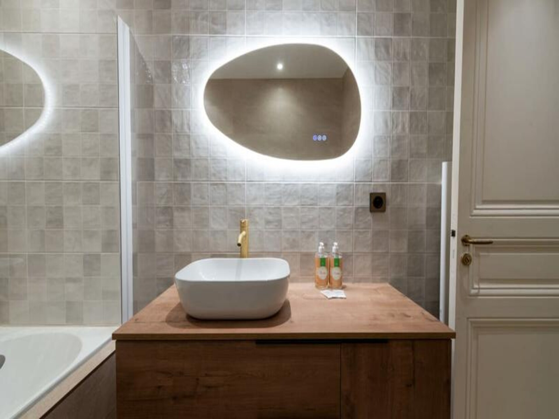Luxe tuinappartement op 4 minuten van La Croisette en het strand - foto 34