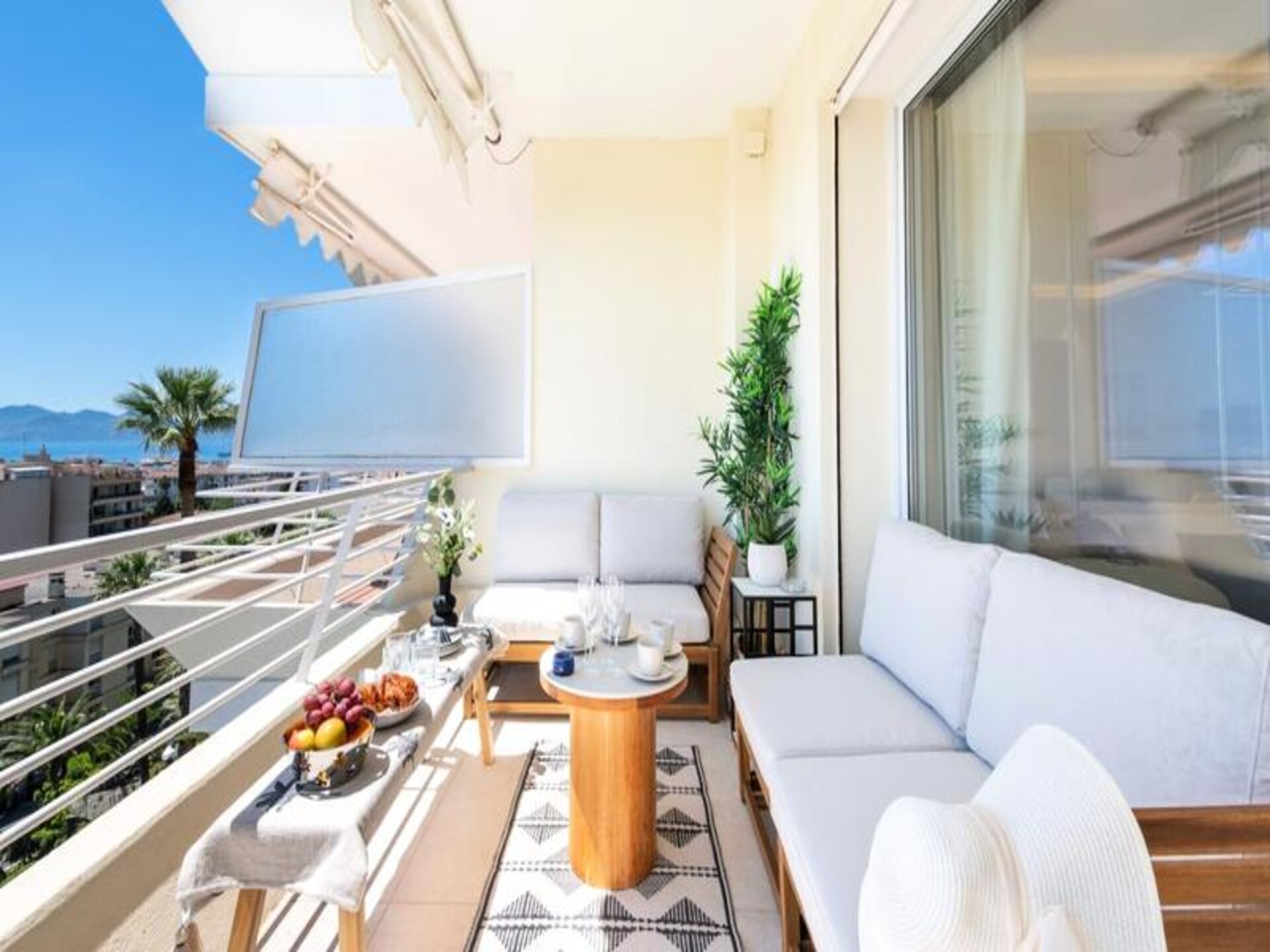 Elegant appartement in Cannes met panoramisch zeezicht en terras - foto 3