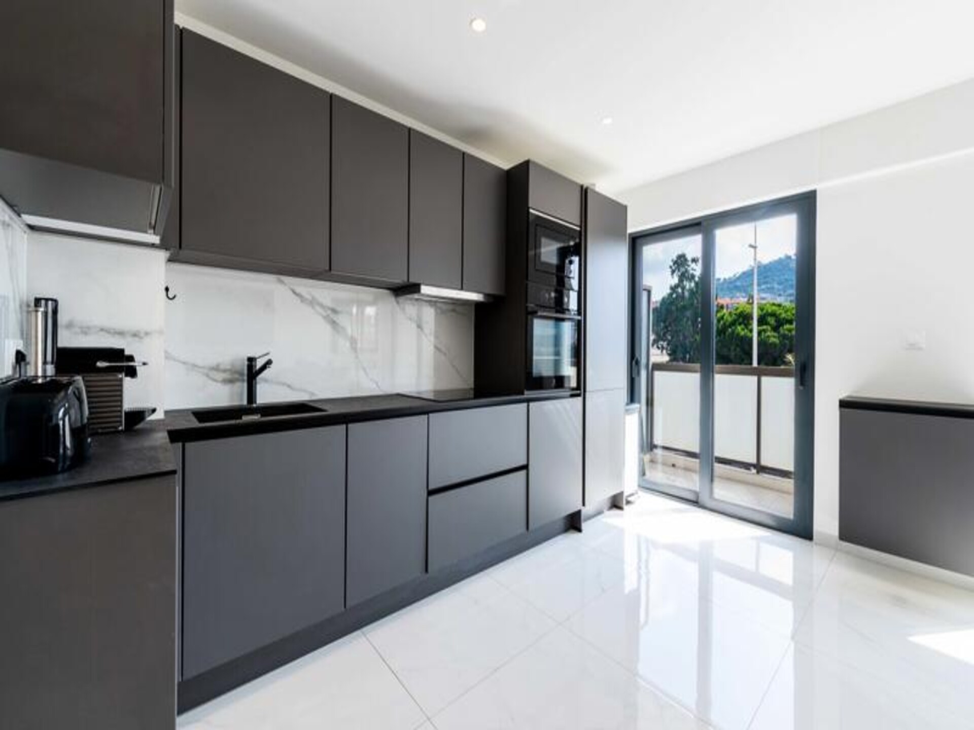 Modern appartement in hartje Cannes aan de Rue d'Antibes - foto 12