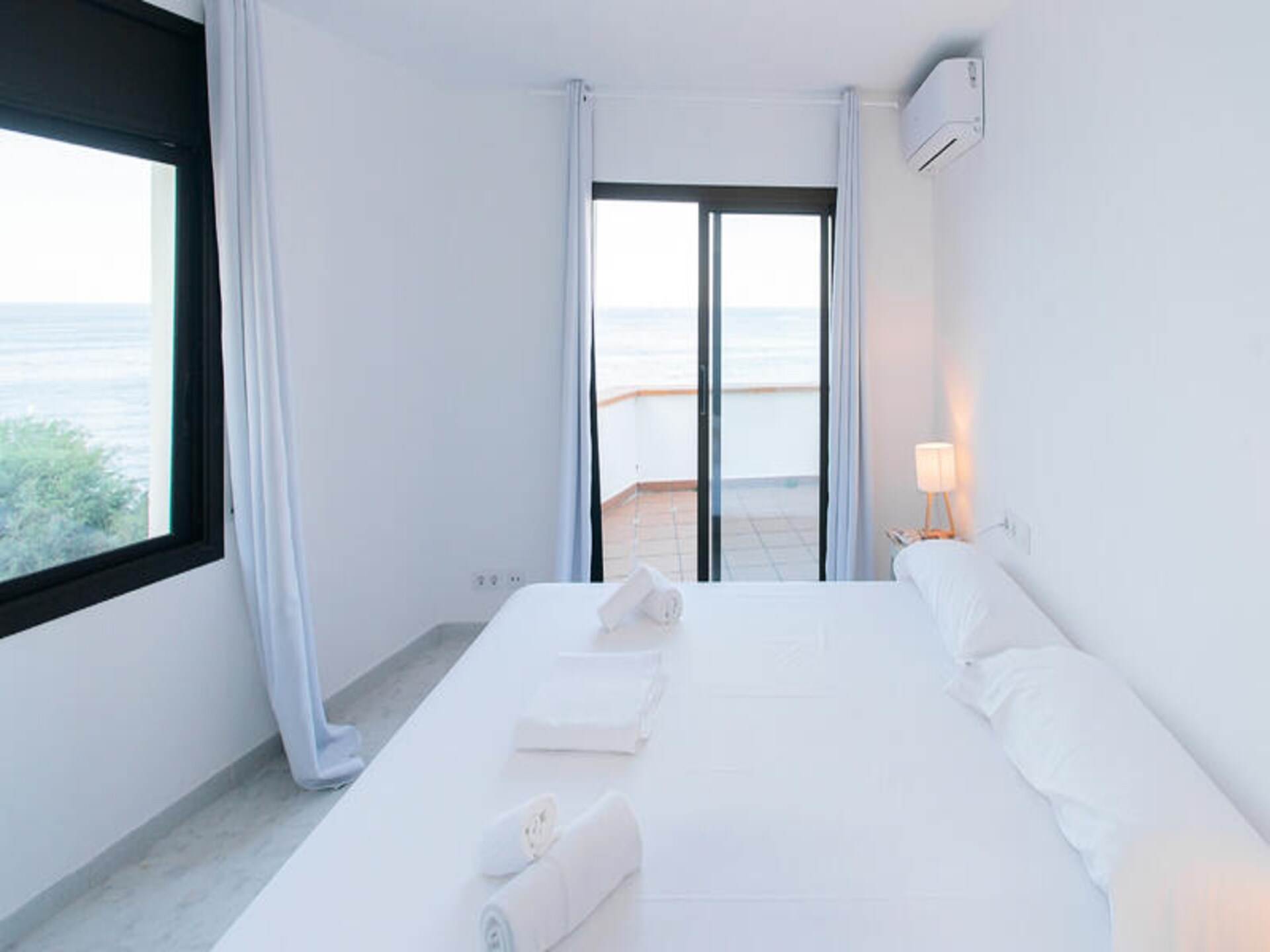 Appartement met zeezicht en terras in L'Escala, 700m van het strand - foto 2