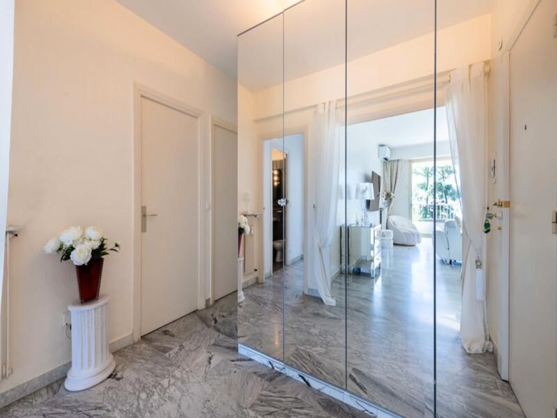 Elegant appartement met panoramisch zeezicht en zwembad in Cannes - foto 27