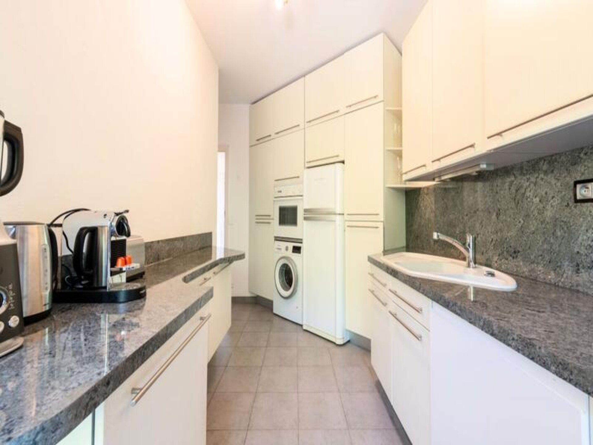 Elegant appartement met panoramisch zeezicht en zwembad in Cannes - foto 29