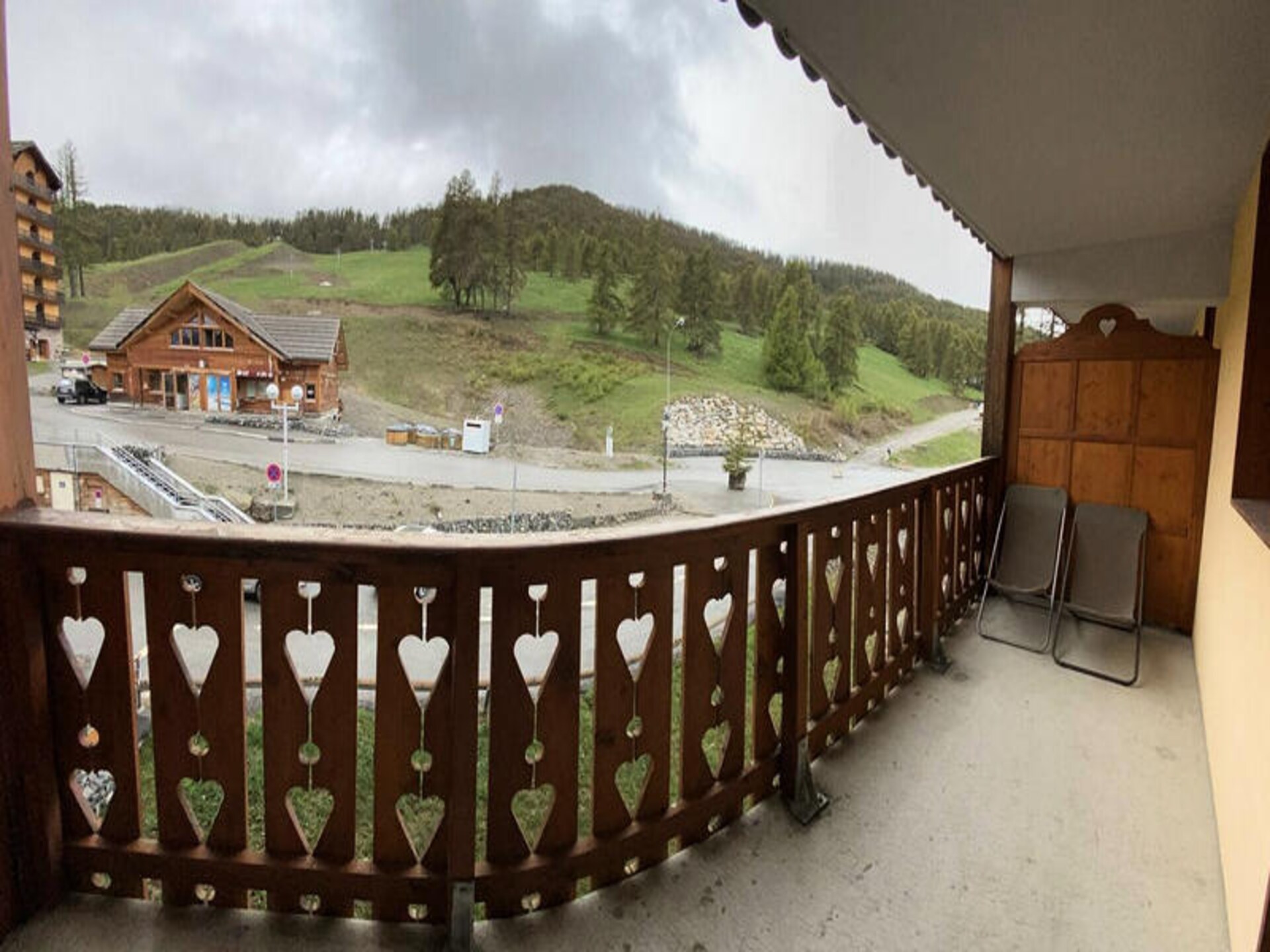 Knus appartement op 100m van de piste met panoramisch bergzicht in Risoul 1850 - foto 11