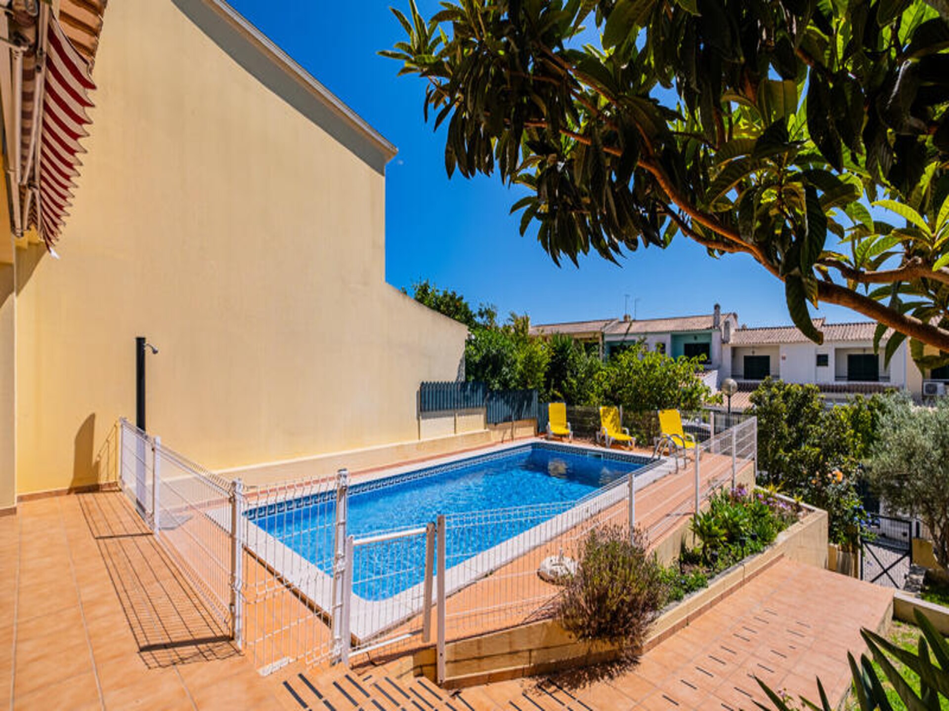 Ruim appartement met privétuin in het hart van Albufeira - foto 3