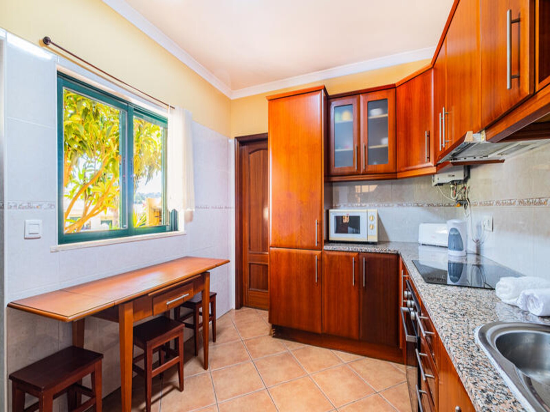 Ruim appartement met privétuin in het hart van Albufeira - foto 12