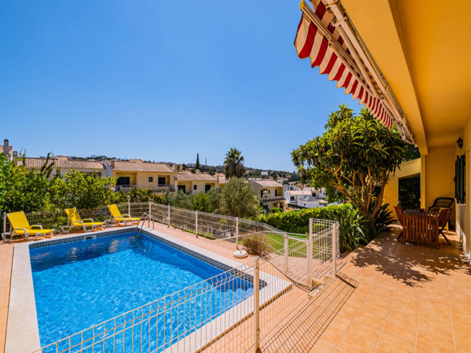 Ruim appartement met privétuin in het hart van Albufeira - foto 29