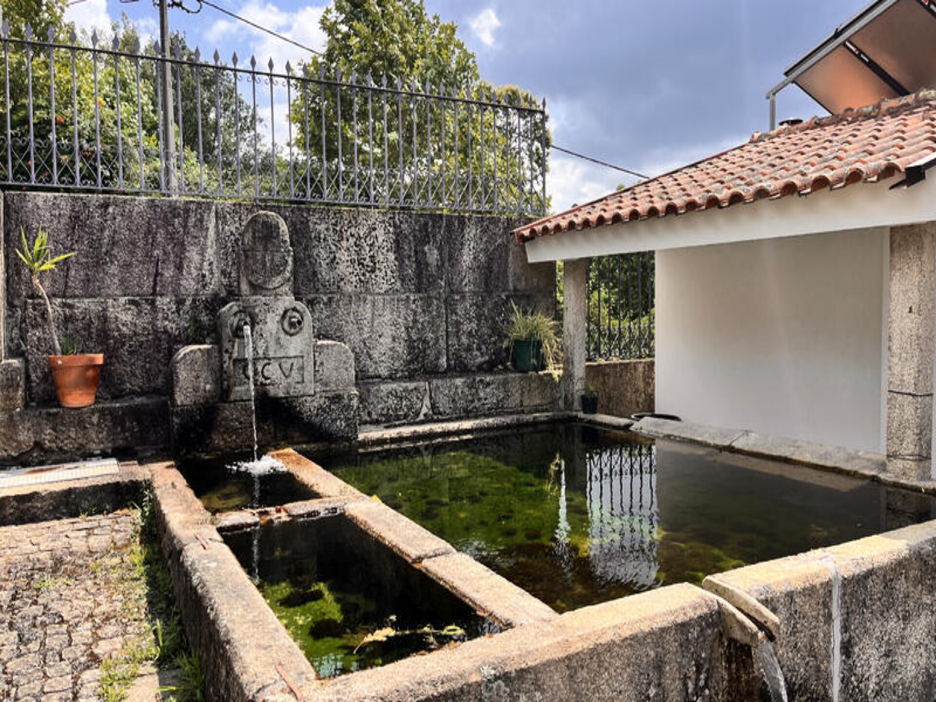 Romantisch appartement in groen hart van Noord-Portugal met tuin en zwembad - foto 29