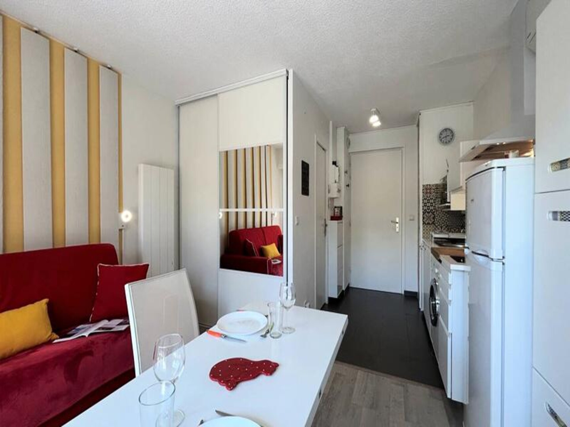 Charmant studio in Provençaals kuuroord Greoux-les-Bains met zuidterras - foto 12