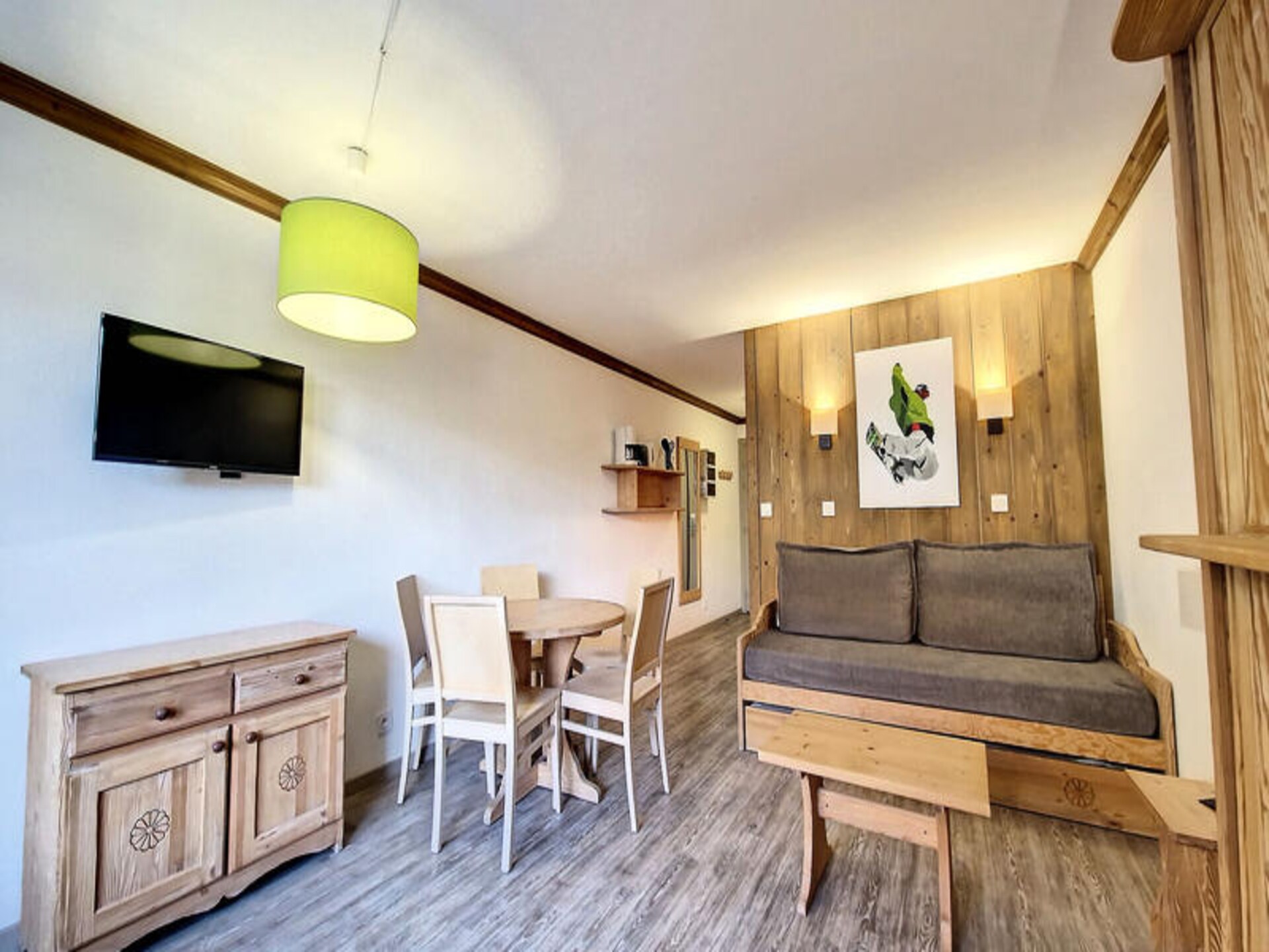 Zonnig studio-appartement op de eerste verdieping met balkon in Val d'Isère - foto 2