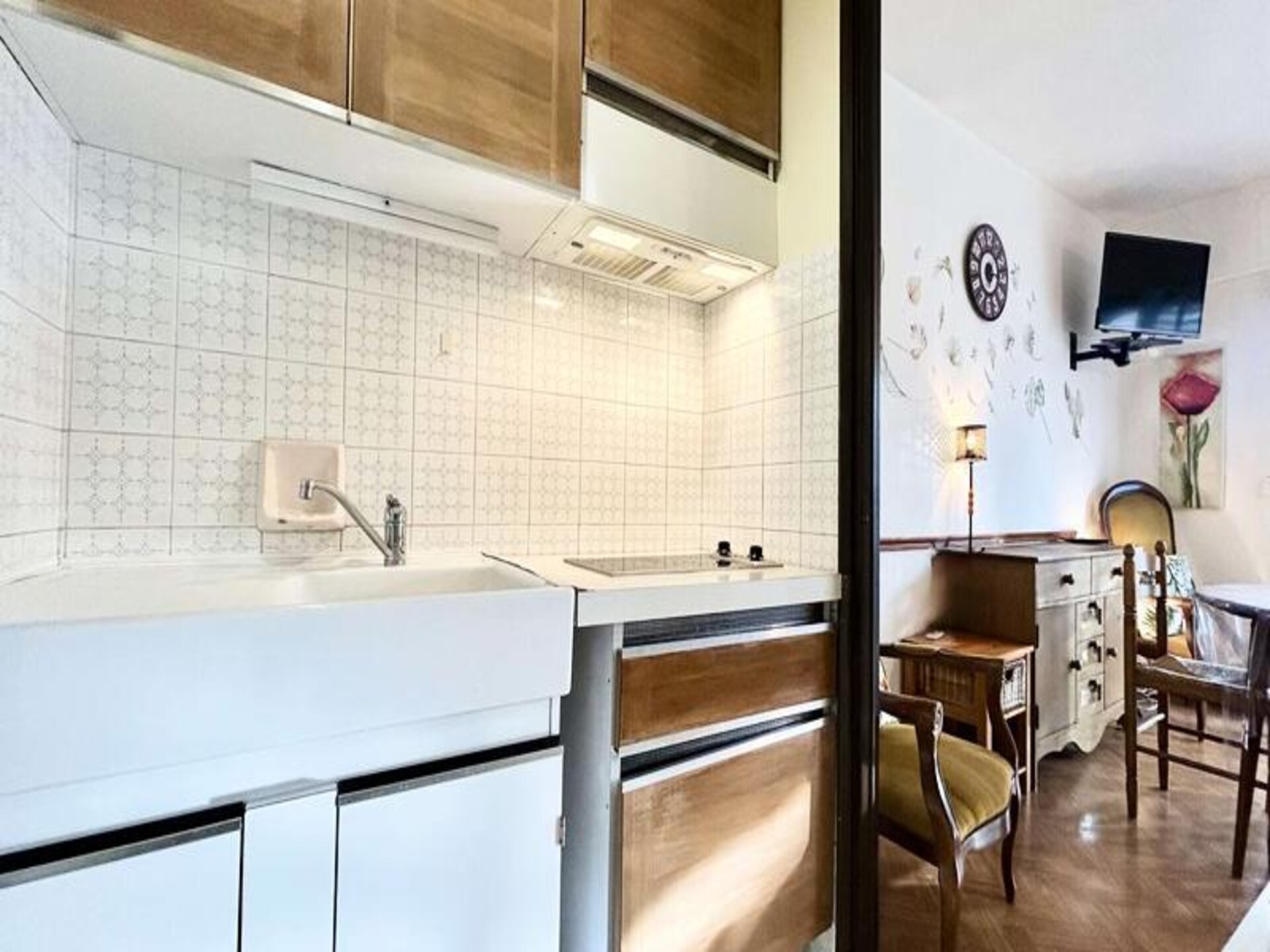 Knusse studio met balkon op zuiden, vlakbij thermen Gréoux-les-Bains - foto 9