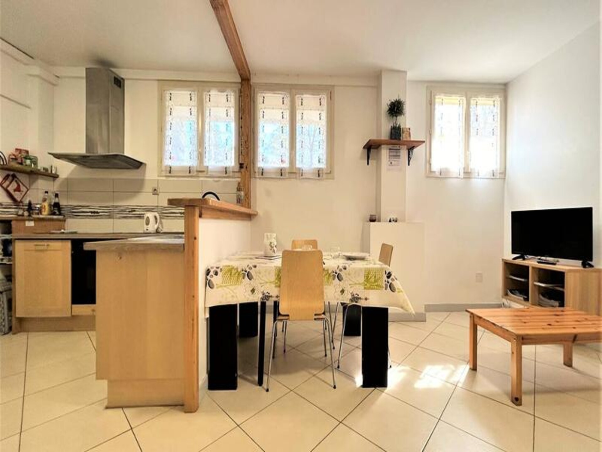 Licht appartement op de begane grond, 300m van de thermen van Gréoux-les-Bains - foto 2