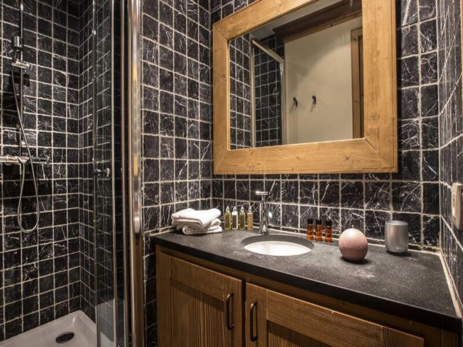 Appartement AQ 210 in Résidence Aquila: ski-in/ski-out in Val d'Isère - foto 15