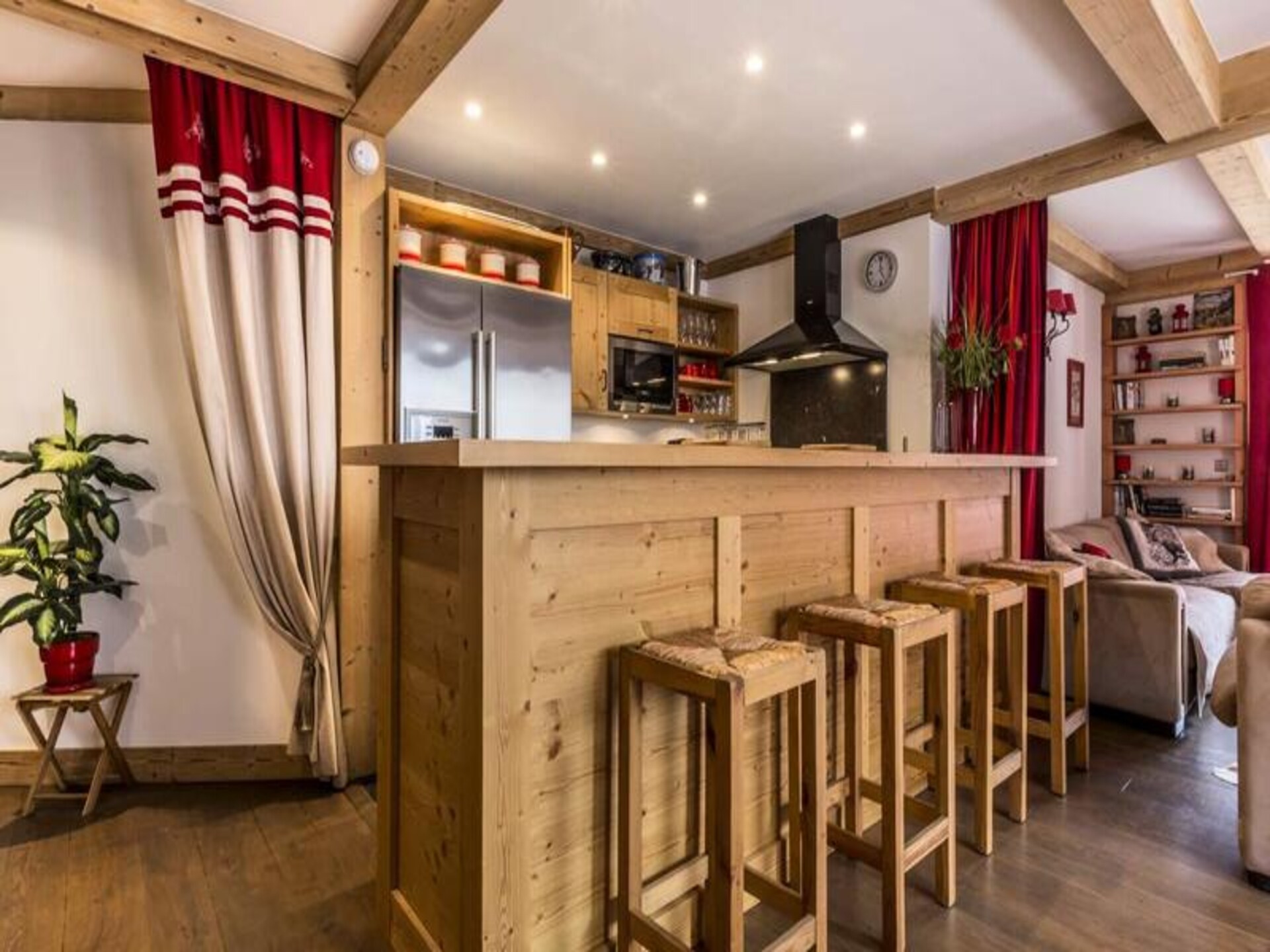 Elegant 4-persoons appartement op 200m van de piste in Val d'Isère - foto 9