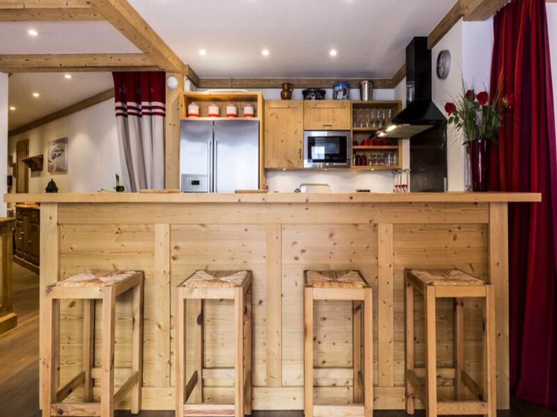 Elegant 4-persoons appartement op 200m van de piste in Val d'Isère - foto 11