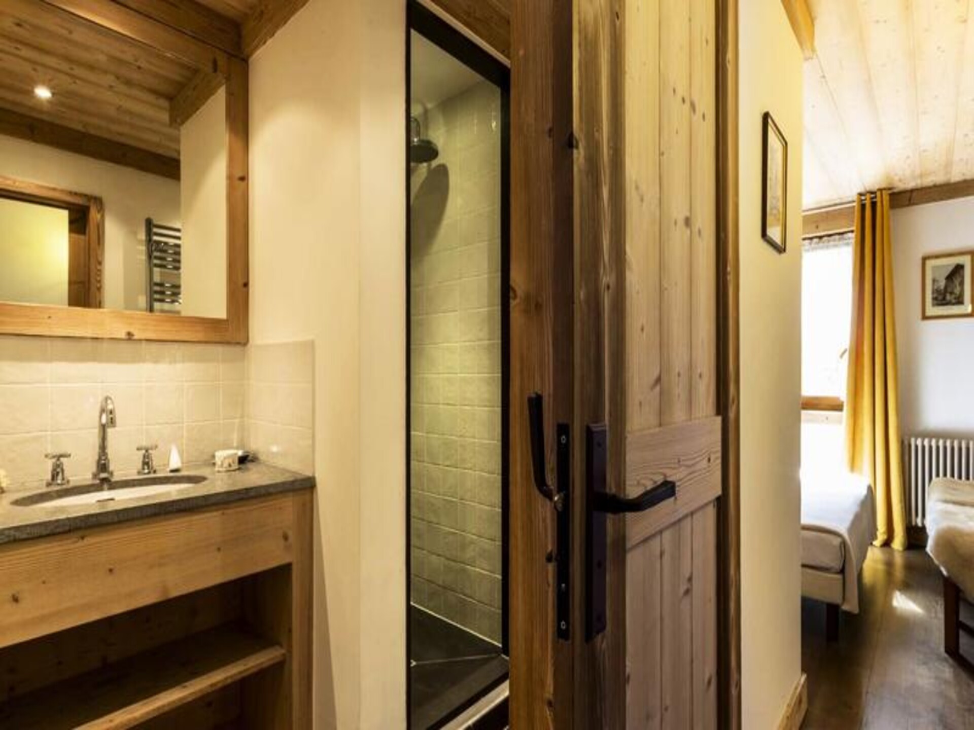 Elegant 4-persoons appartement op 200m van de piste in Val d'Isère - foto 14