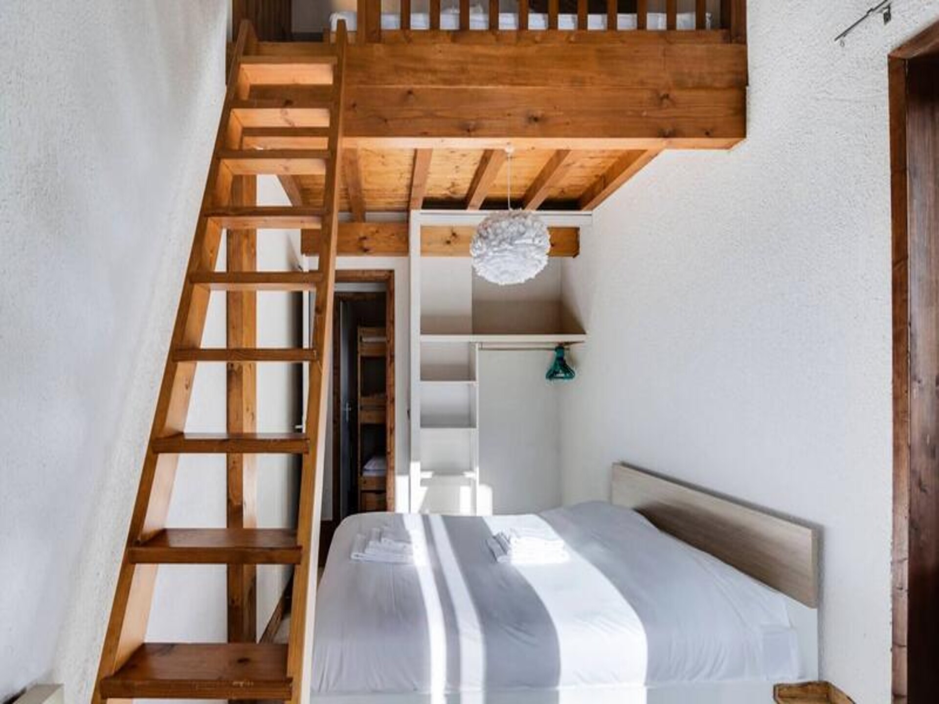 Appartement 5p met balkon op zuiden, vlakbij de piste in Val d'Isère - foto 9