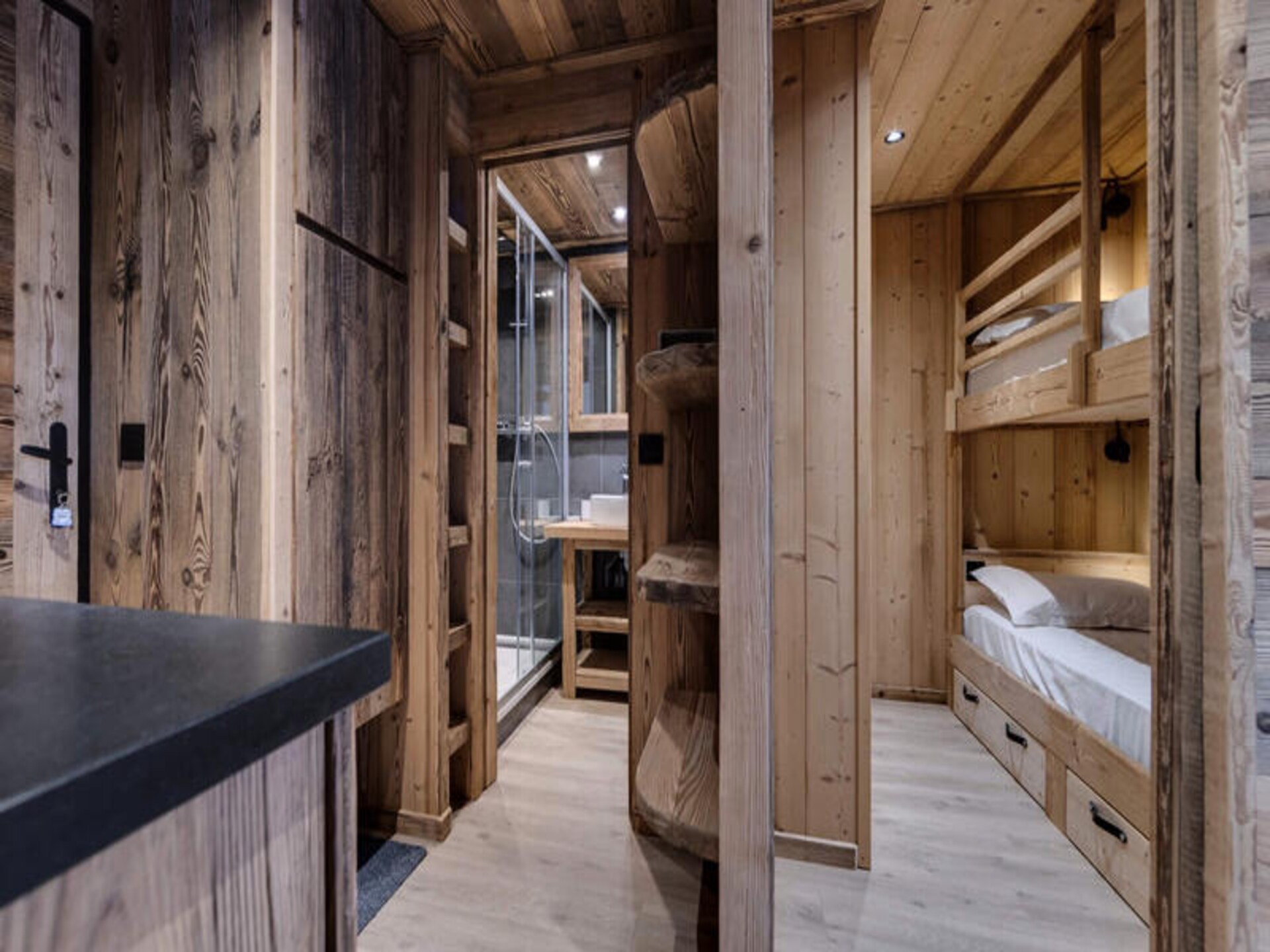 Vernieuwd appartement in Val d'Isère met balkon op het zuiden en directe piste-toegang - foto 11