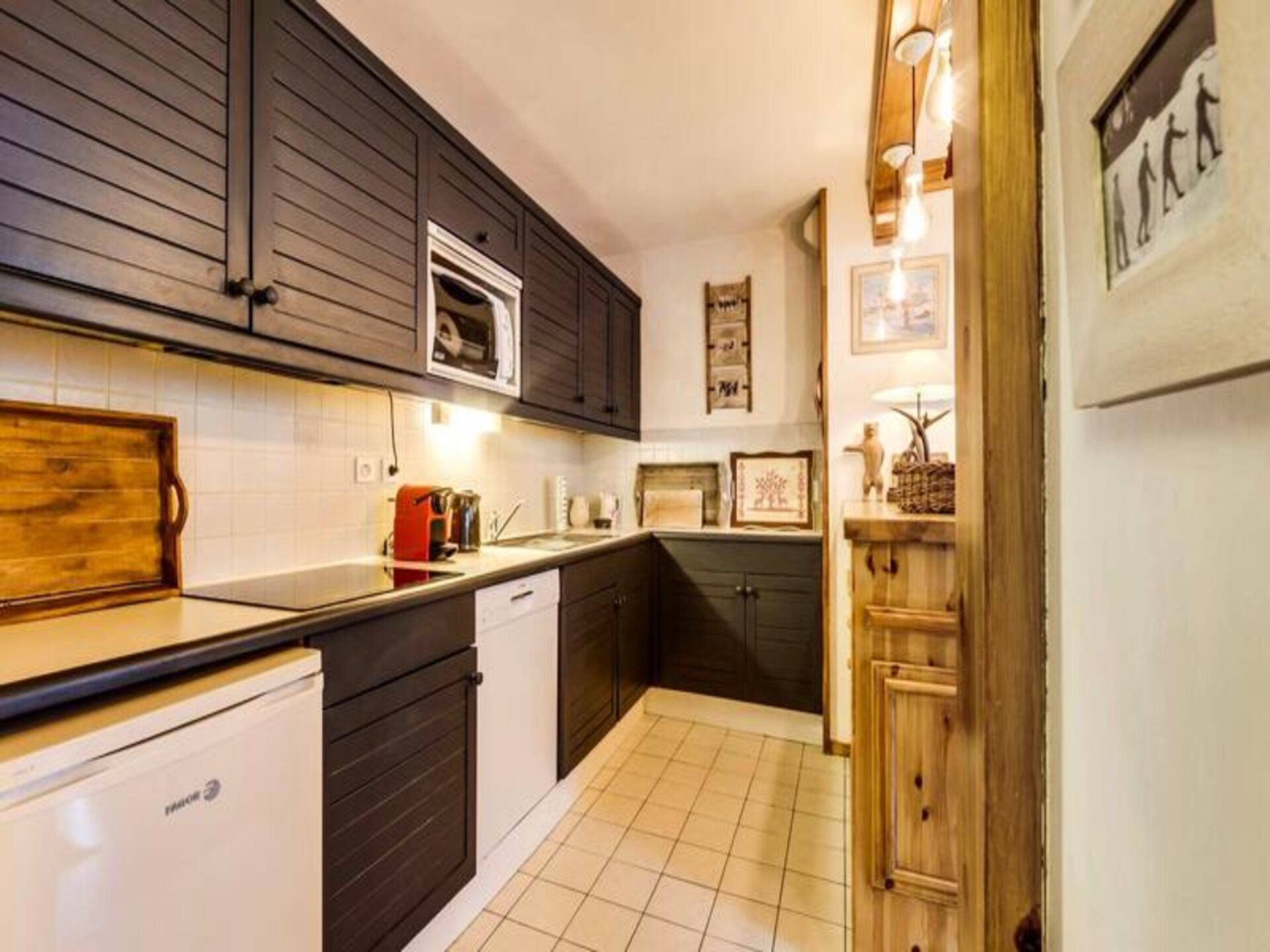 Authentiek 6-persoons appartement in Val d'Isère Village met balkon op het westen - foto 5