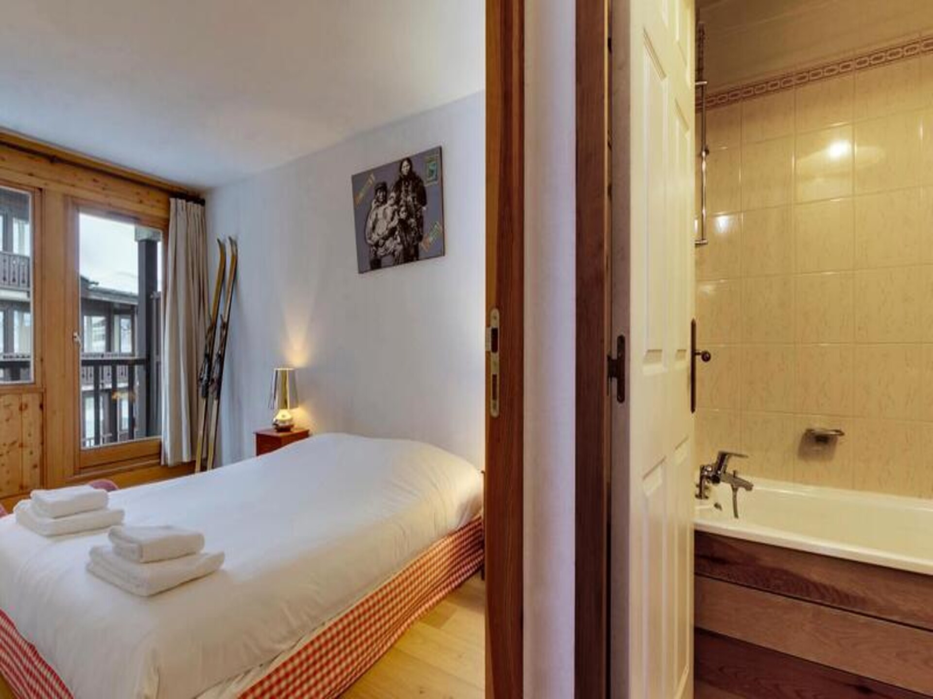 Authentiek 6-persoons appartement in Val d'Isère Village met balkon op het westen - foto 8