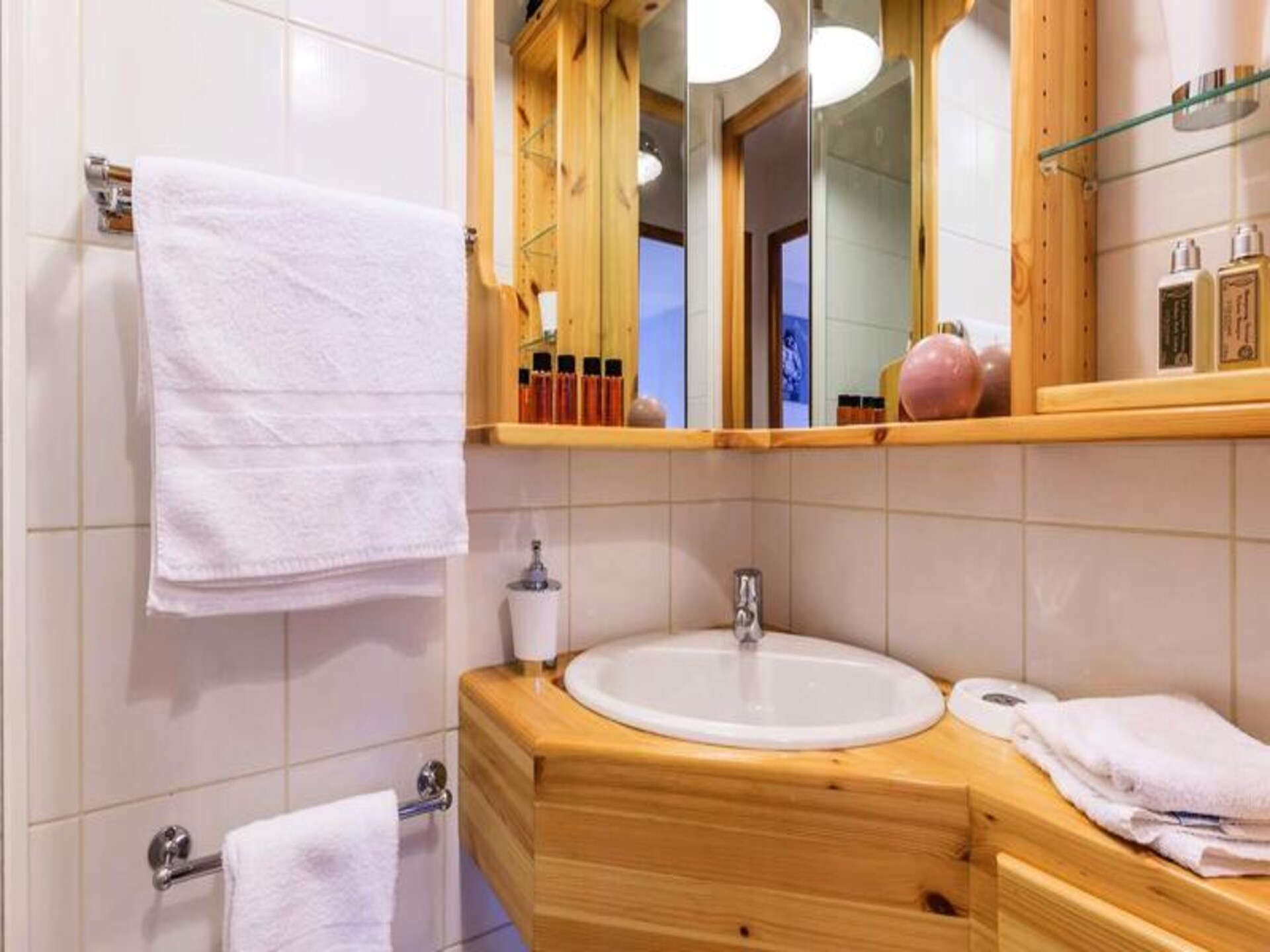 Authentiek 6-persoons appartement in Val d'Isère Village met balkon op het westen - foto 13