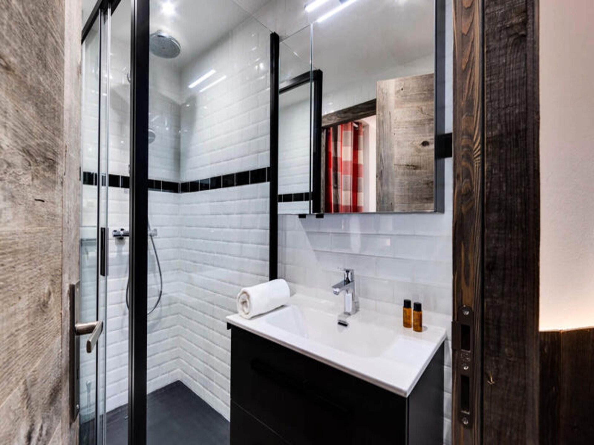 Duplex voor 6 personen in Val d'Isère Village, vlakbij de piste - foto 14