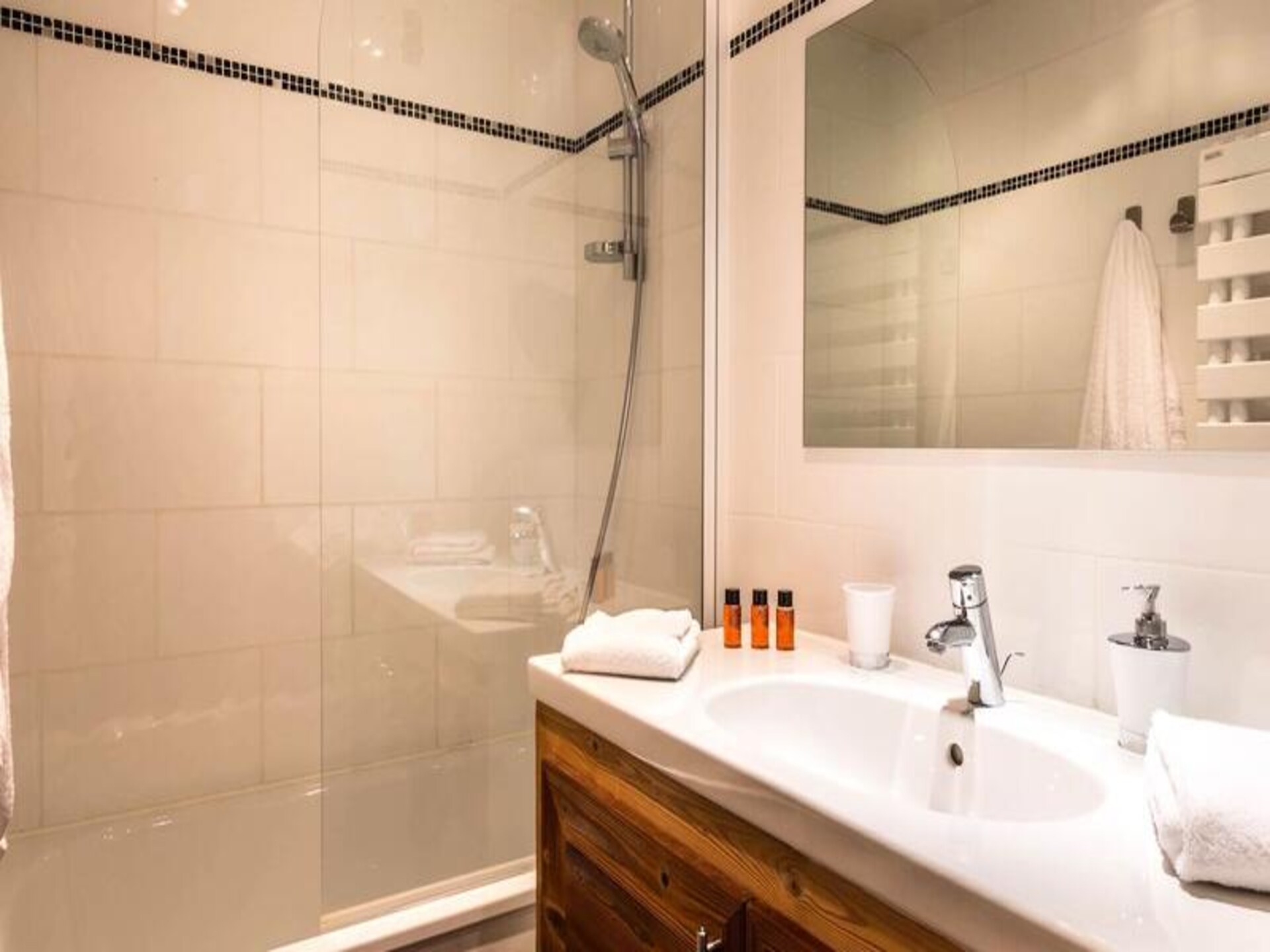 Luxe 3-slaapkamer appartement op de piste in Val d'Isère Village - foto 15
