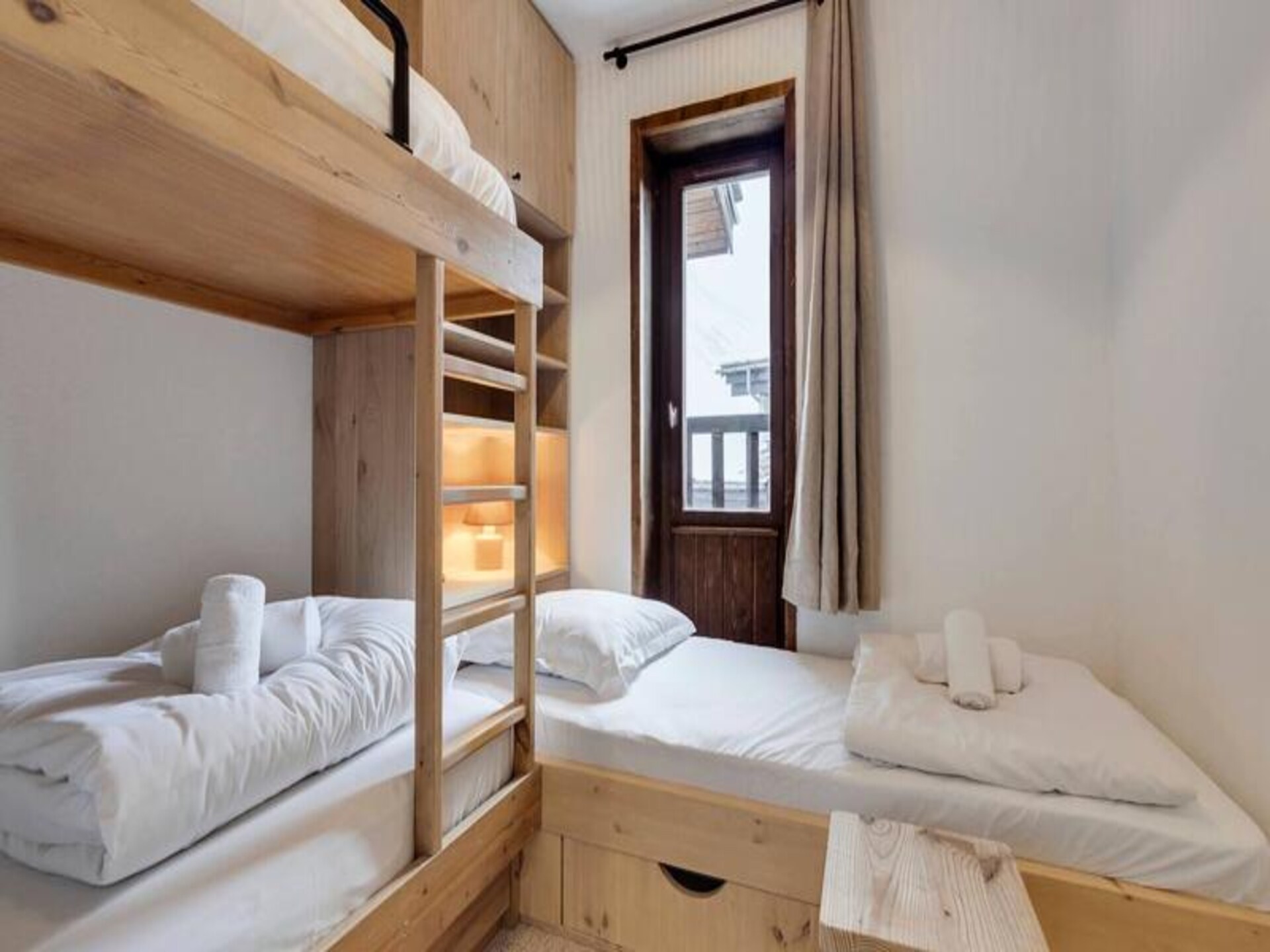 Gerenoveerd 5-persoons appartement op 50m van de piste in Val d'Isère - foto 10