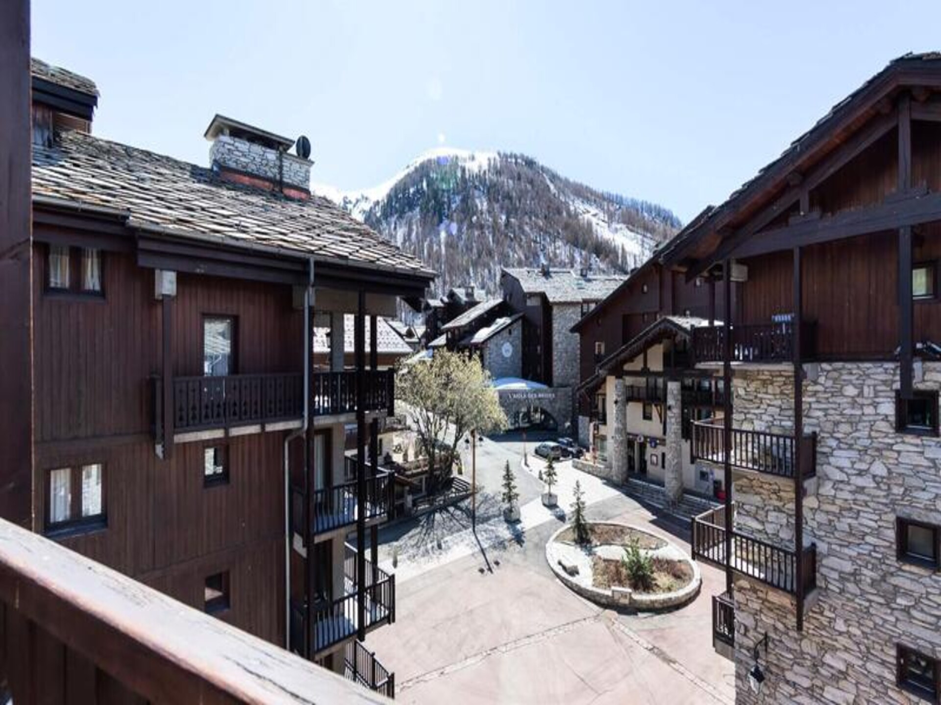 Gerenoveerd 5-persoons appartement op 50m van de piste in Val d'Isère - foto 14
