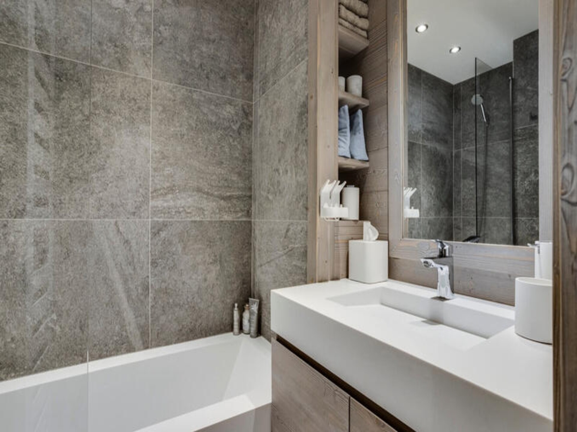 Authentiek appartement op de piste in Val d'Isère Village voor 4 personen - foto 14