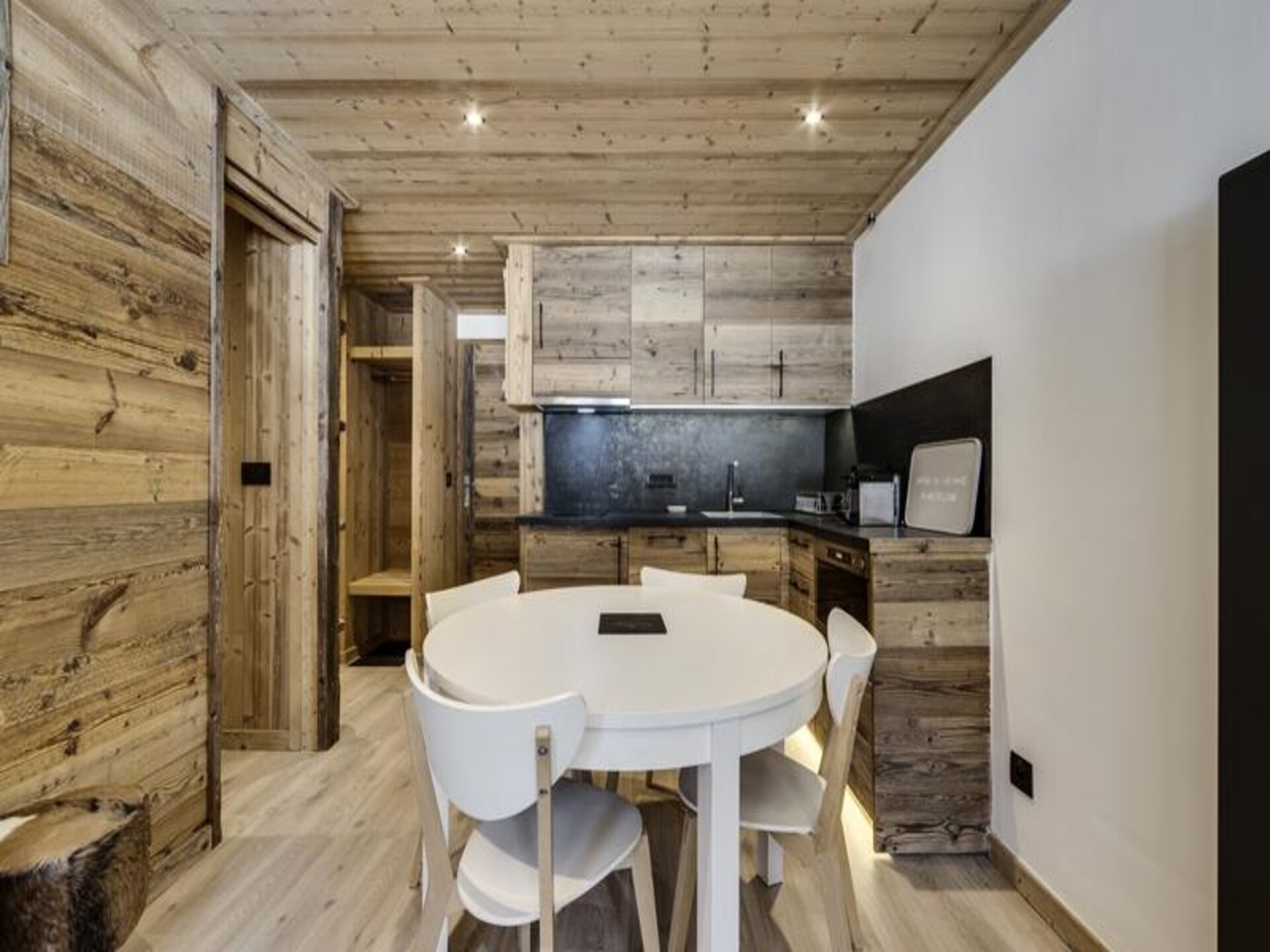 Sfeervol ski-in/ski-out appartement voor 4 personen in Val d'Isère Village - foto 7