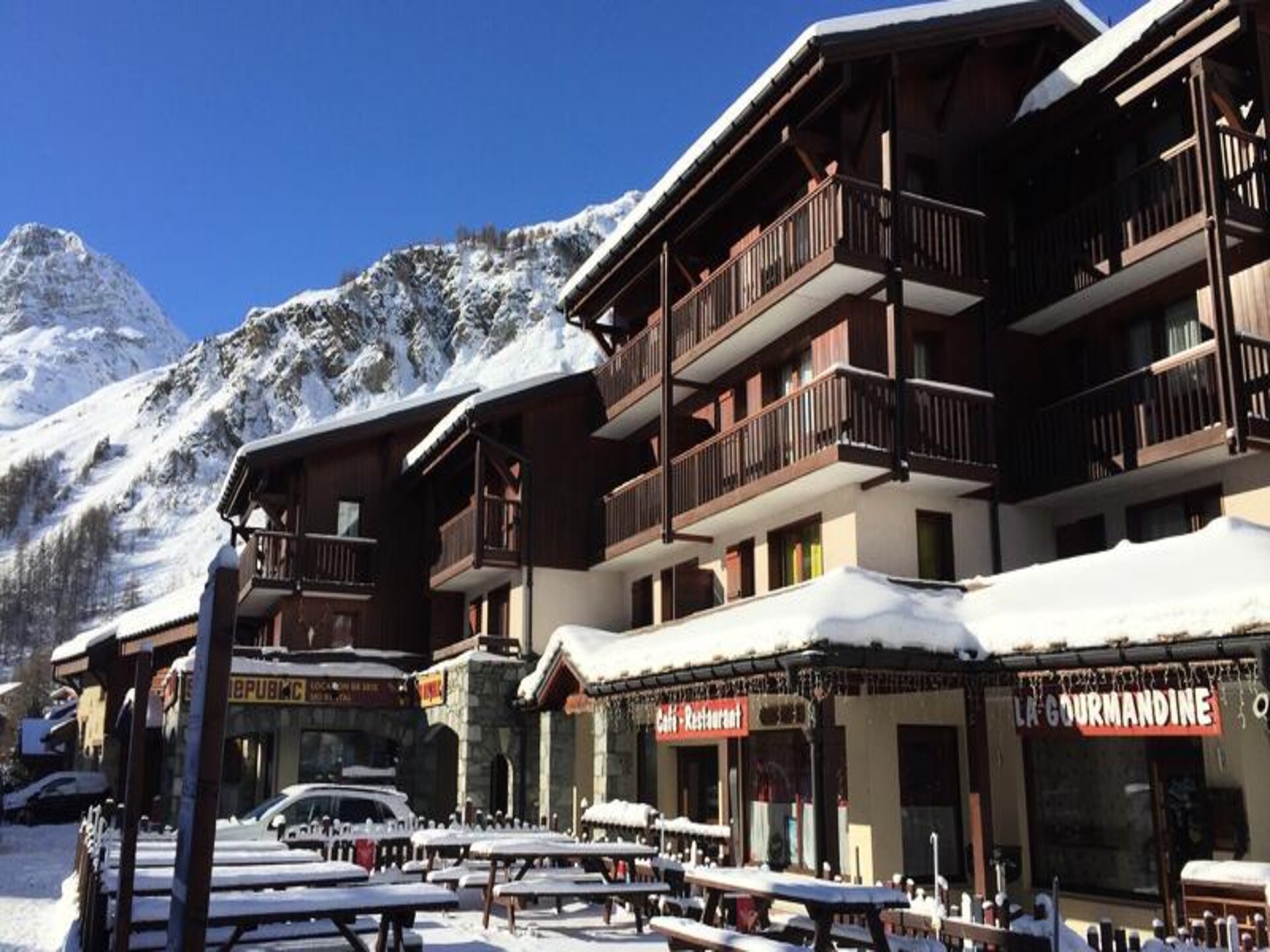 Duplexappartement direct aan de piste in Val d'Isère voor 8 personen - foto 1