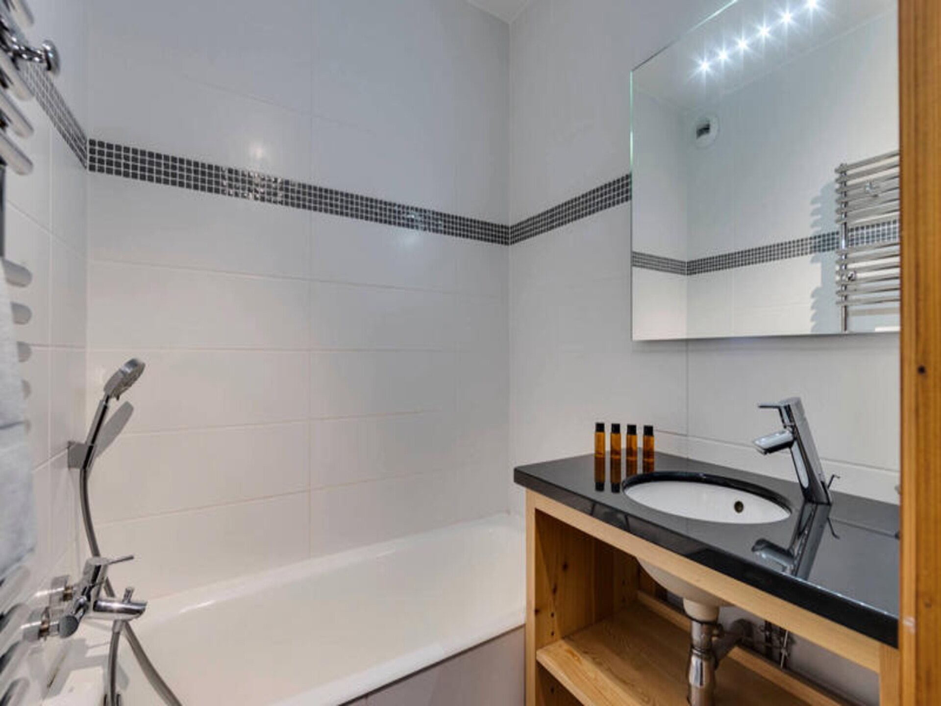 Duplexappartement direct aan de piste in Val d'Isère voor 8 personen - foto 16