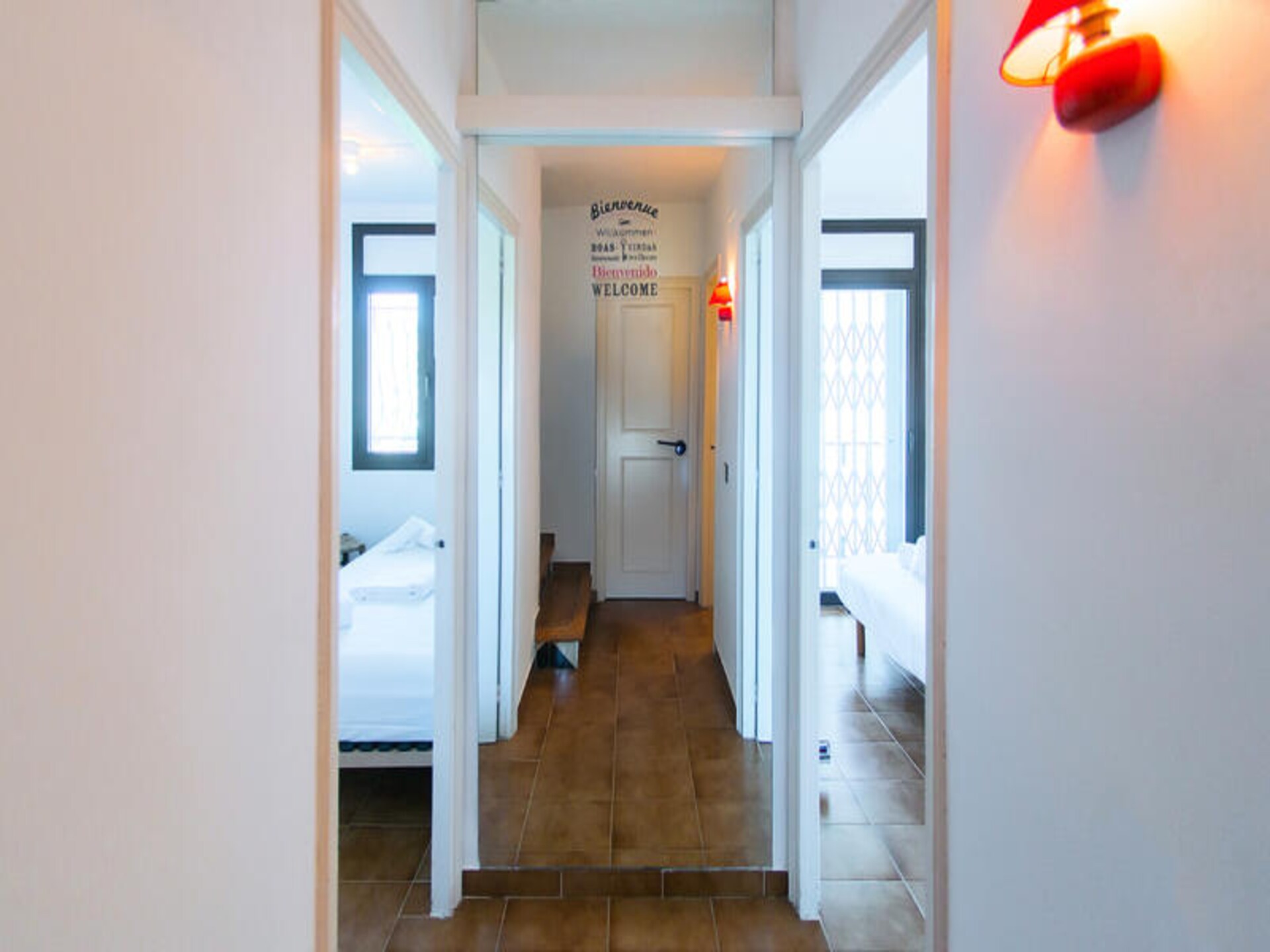 Zonovergoten appartement met zeezicht en balkon in Roses - foto 33