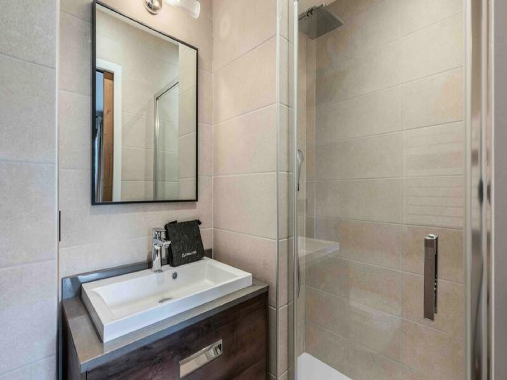 Elegant 10-persoons appartement direct aan de piste in Méribel-Mottaret - foto 11