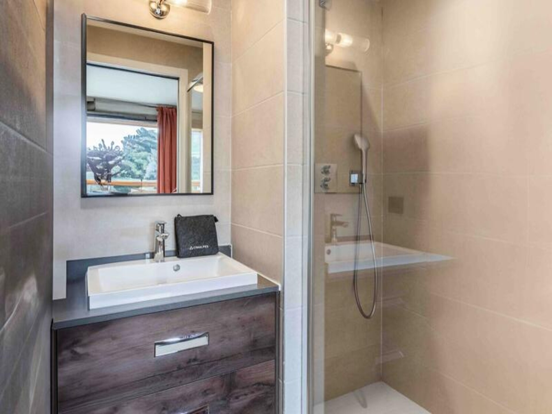 Elegant 10-persoons appartement direct aan de piste in Méribel-Mottaret - foto 13