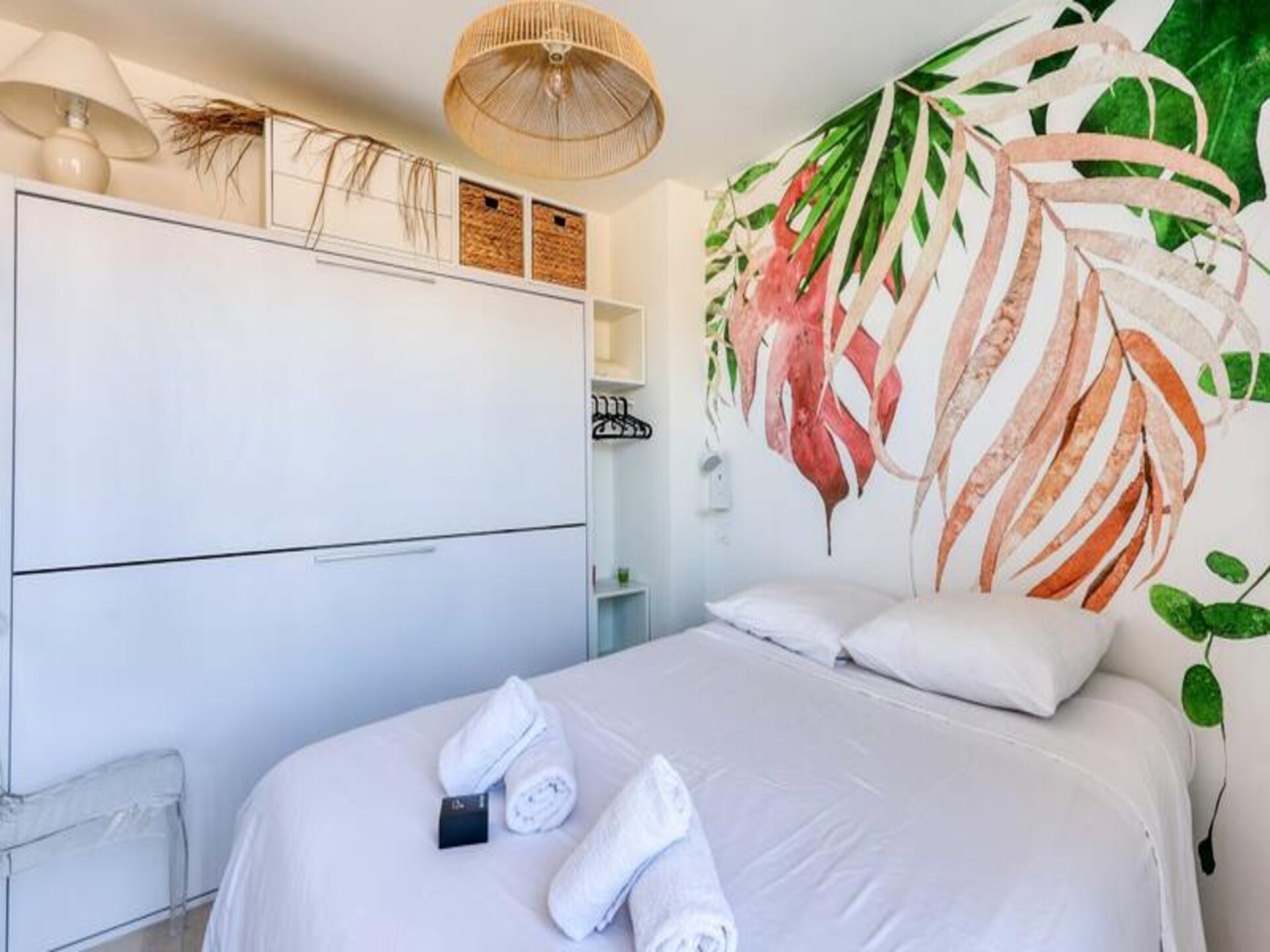 Licht appartement in Bandol met balkon, op loopafstand van strand en haven - foto 4