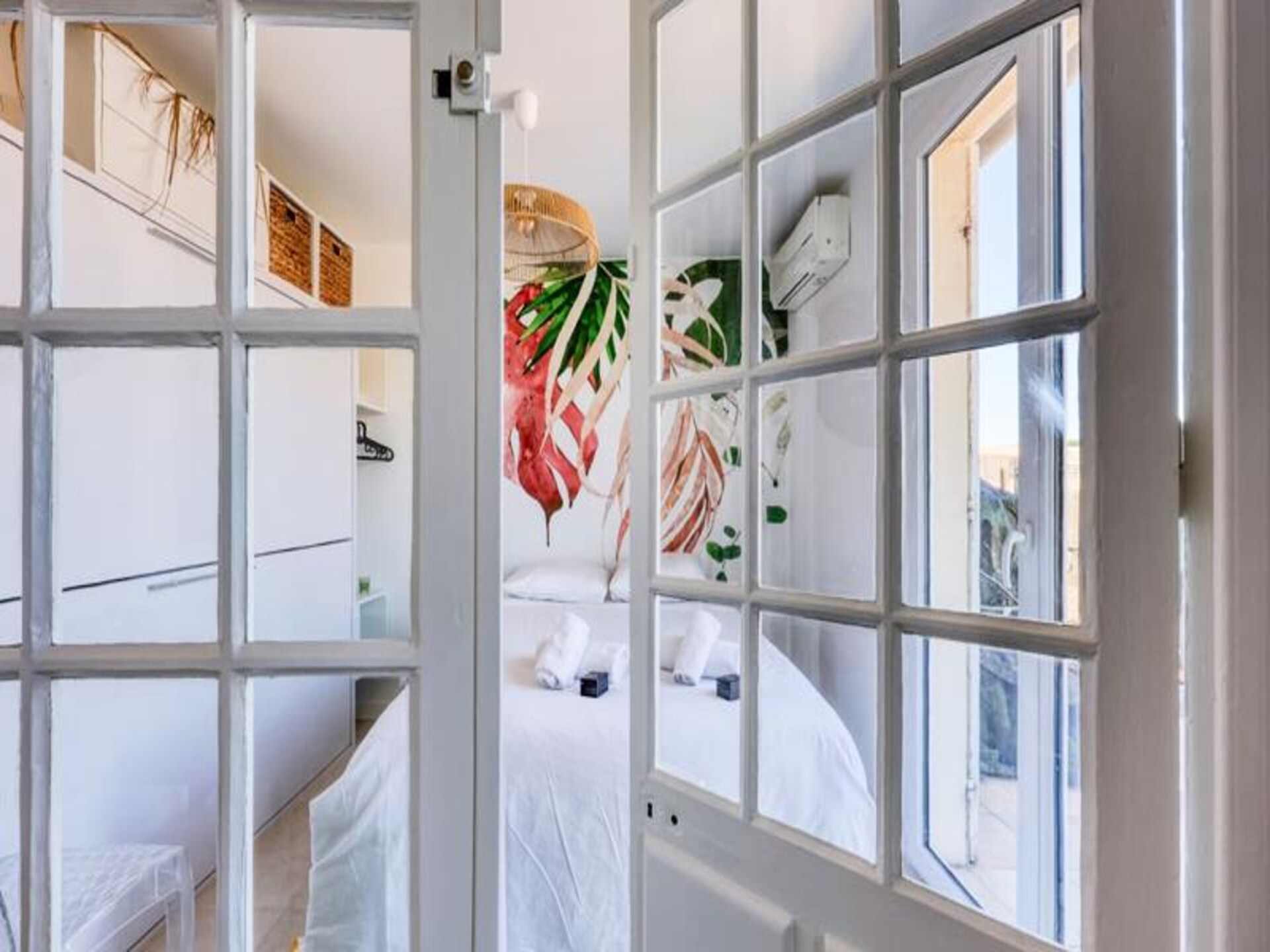 Licht appartement in Bandol met balkon, op loopafstand van strand en haven - foto 10