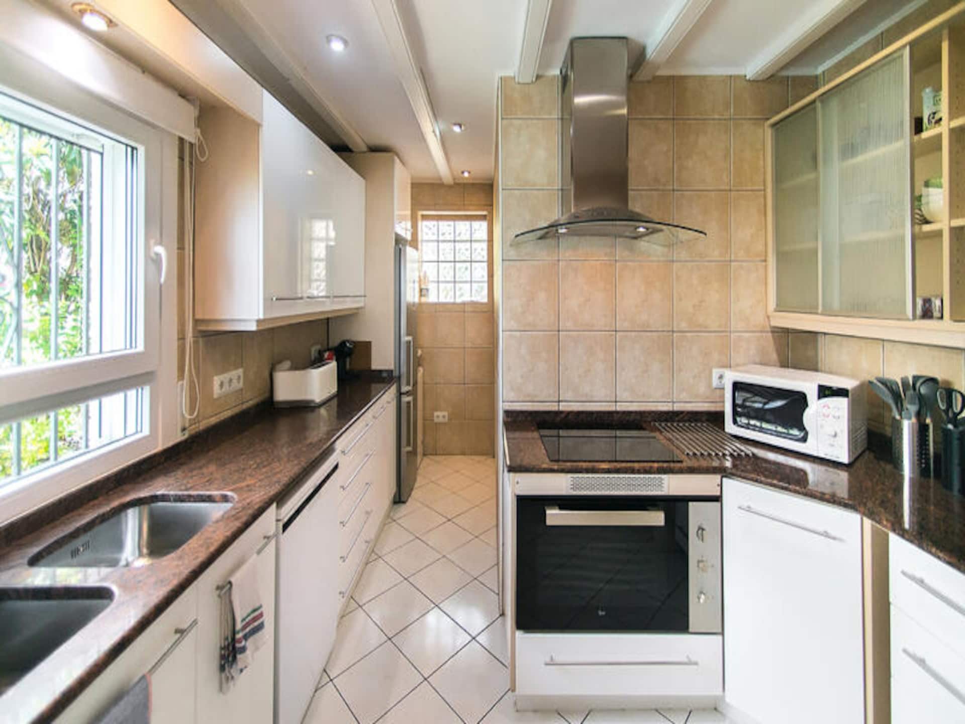 Ruim appartement voor 8 personen in Roses met tuin en gemeenschappelijk zwembad - foto 31