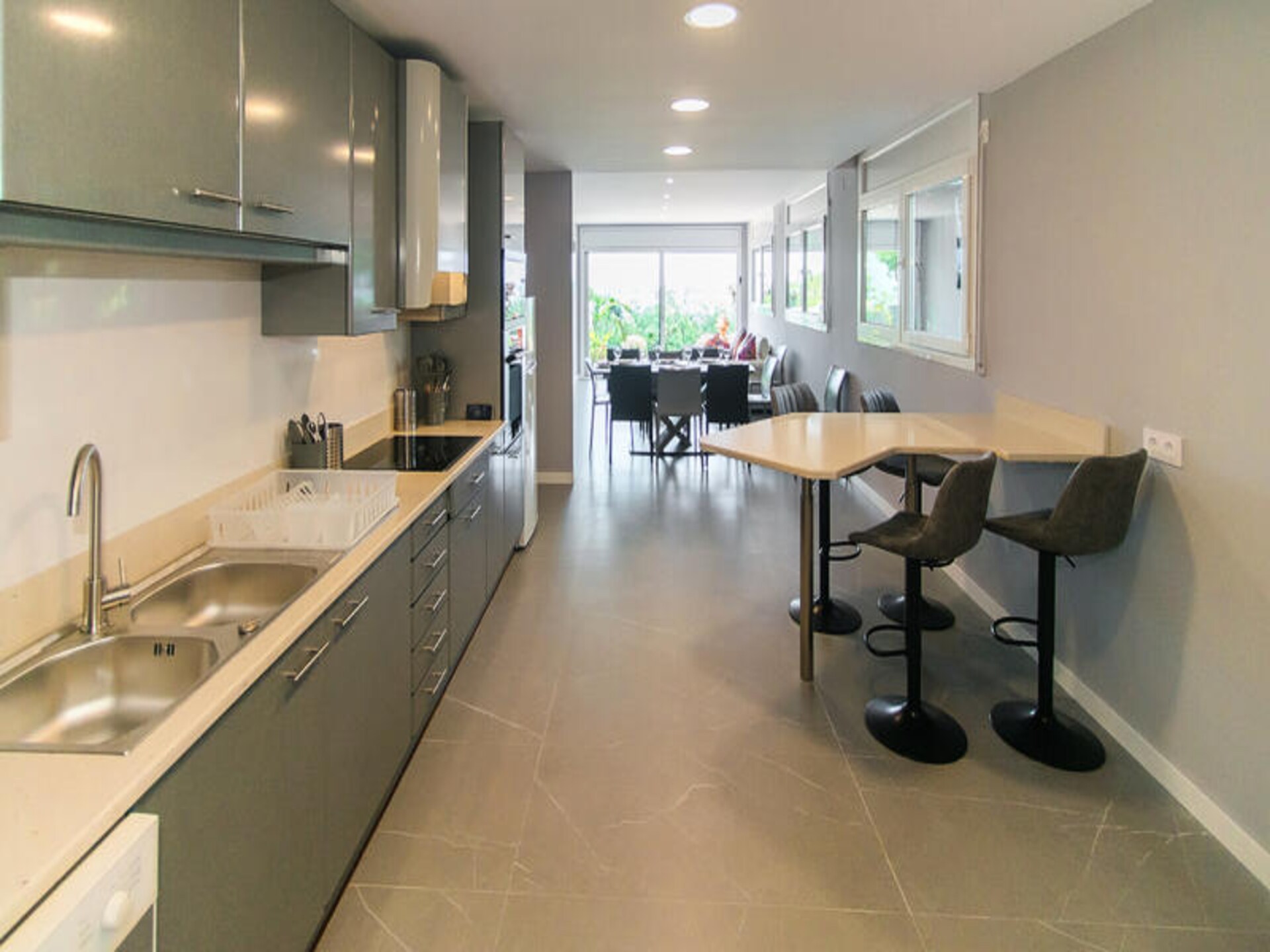 Ruim appartement met zwembad en zeezicht in Roses, Costa Brava - foto 33