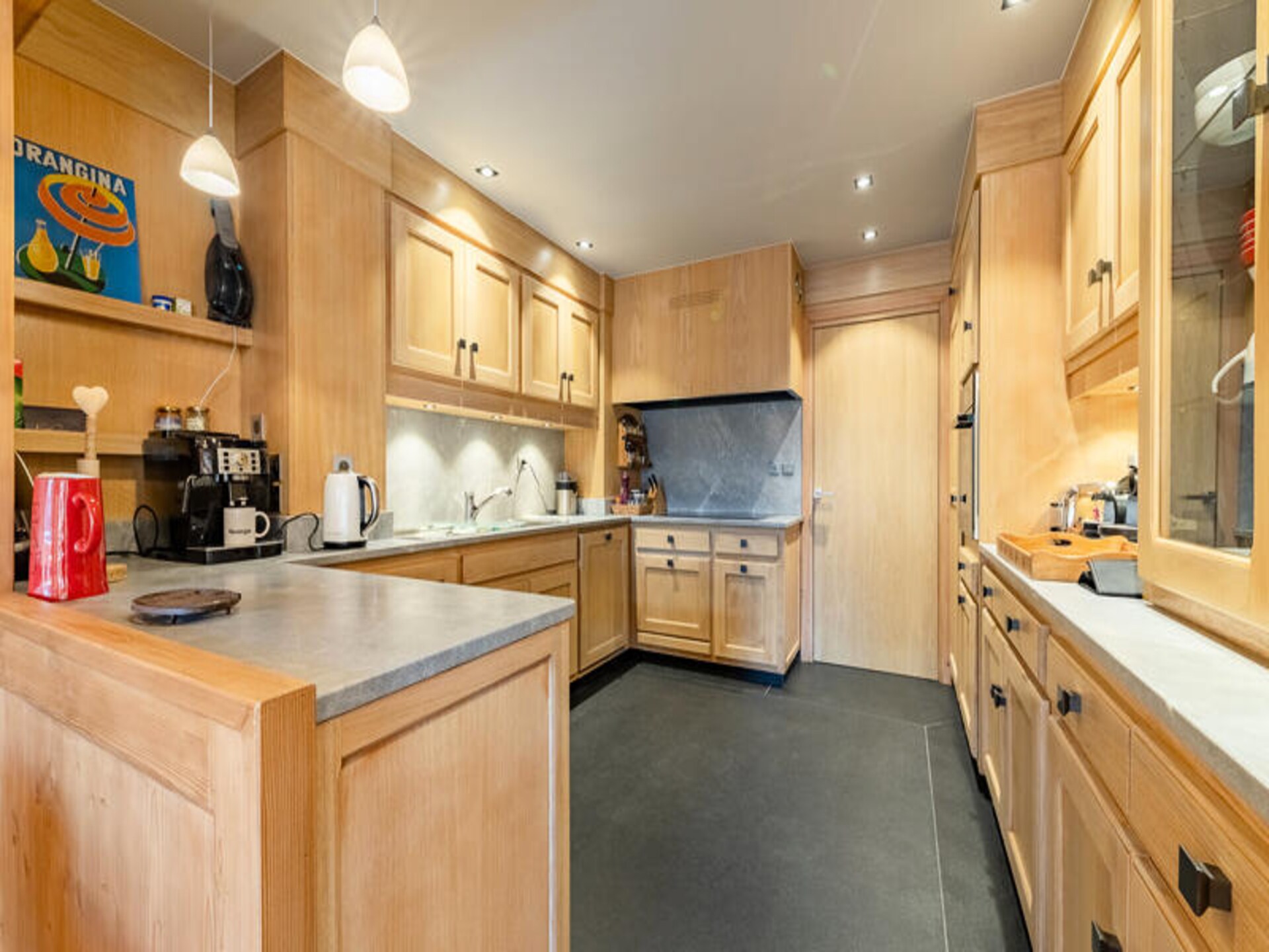 Luxe 12-persoons appartement in Méribel, 100m van de piste en gondellift - foto 8