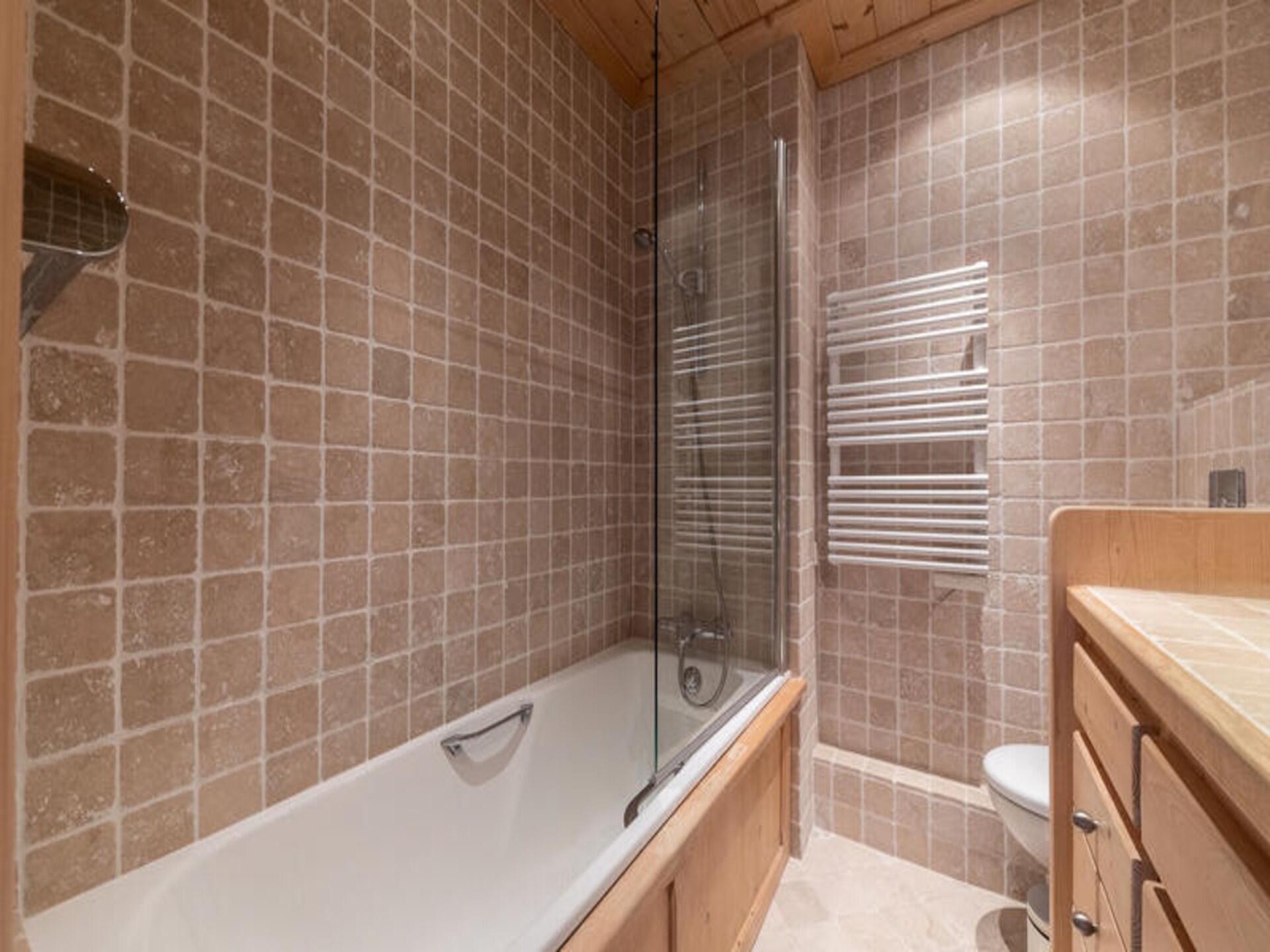 Luxe 12-persoons appartement in Méribel, 100m van de piste en gondellift - foto 14