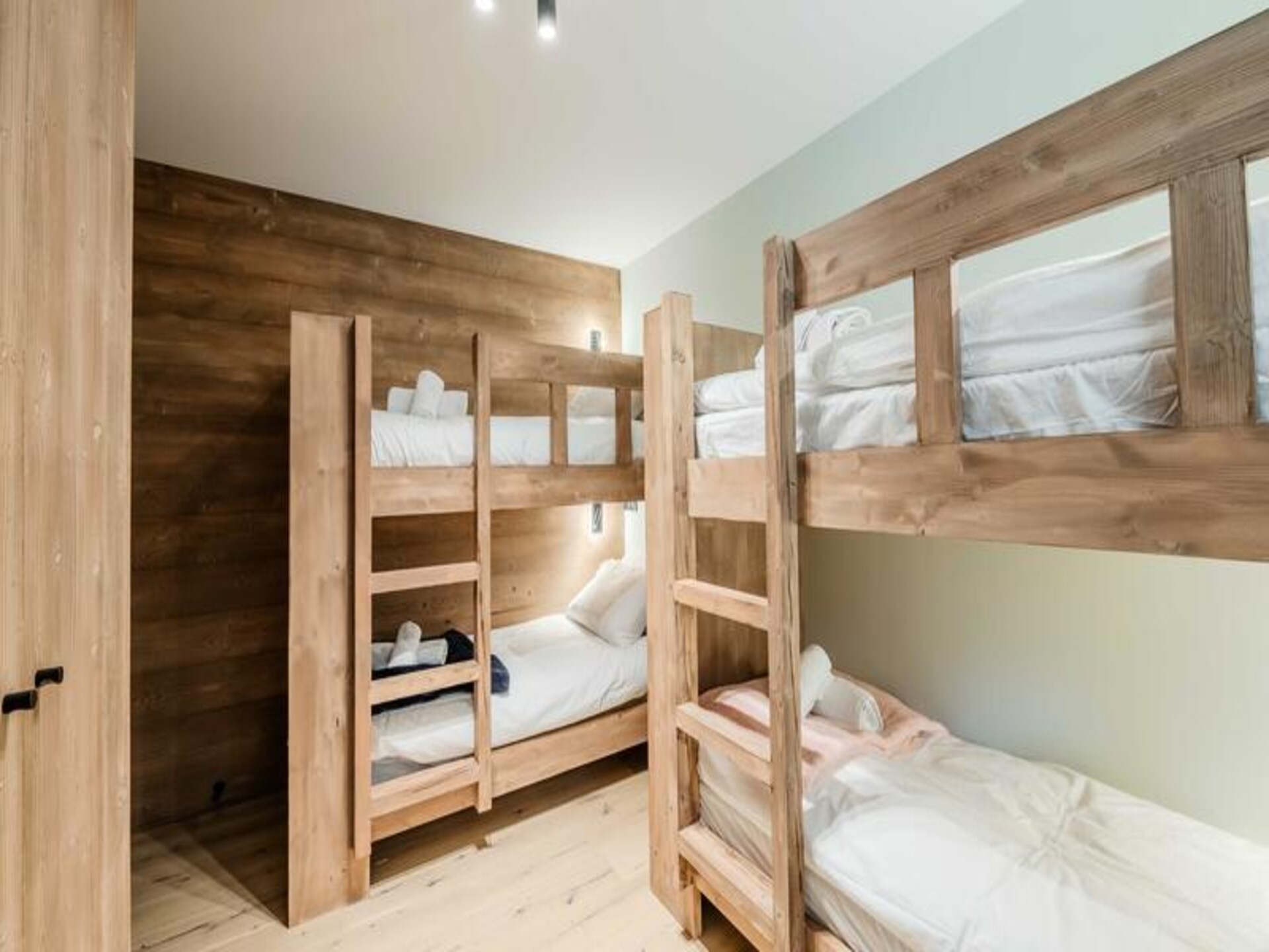Chalet Bonheur in Morzine: Ruim 10-persoons appartement vlakbij de Nyon lift - foto 13