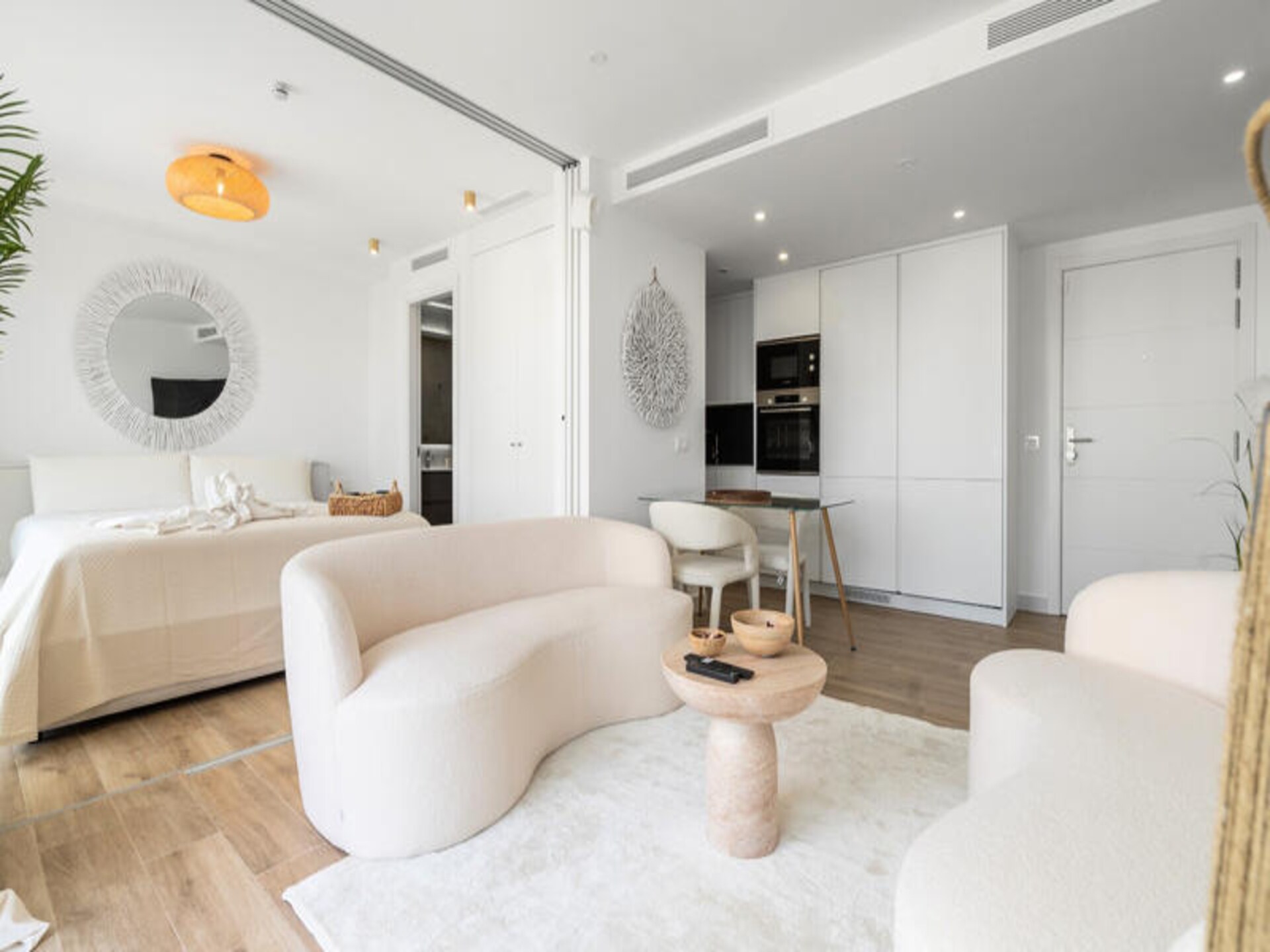 Appartement aan de Crystal Lagoon van Casares met privétuin - foto 10