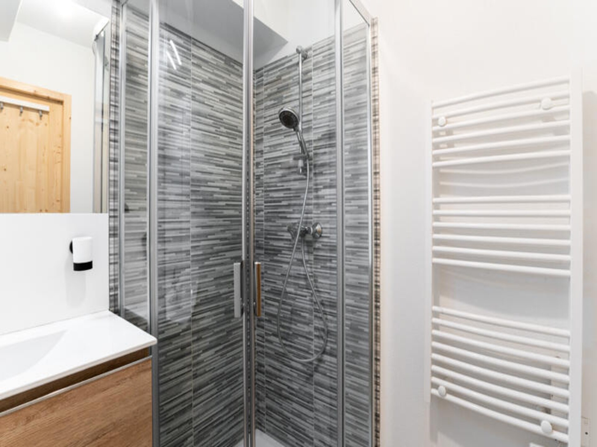 Appartement 6 pers. in La Joue du Loup, 200m van de piste - foto 14